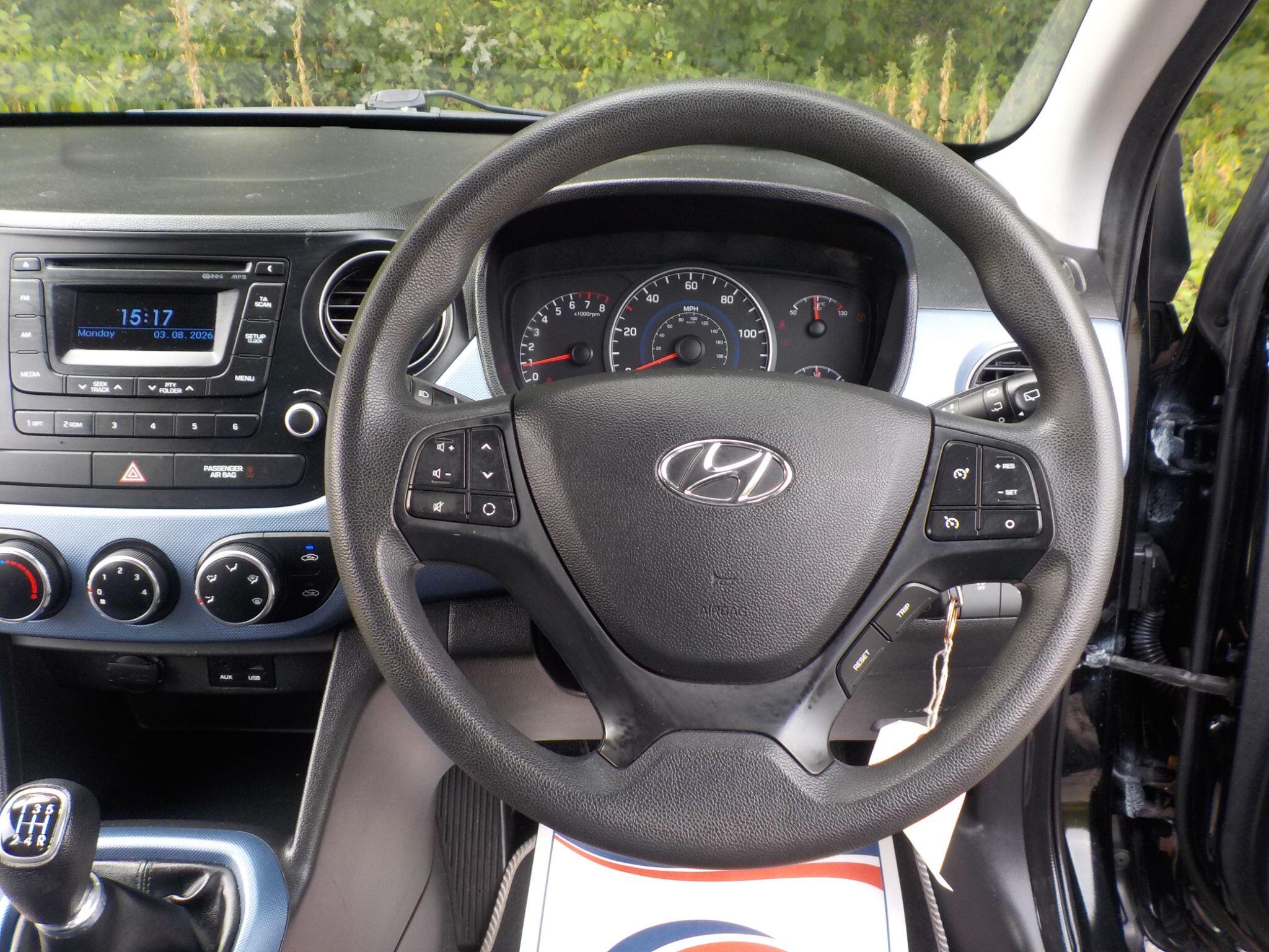 Hyundai i10 1.0 SE Euro 5 5dr
