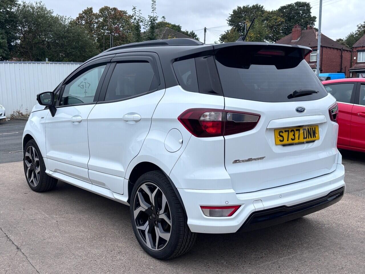 Ford EcoSport view 5