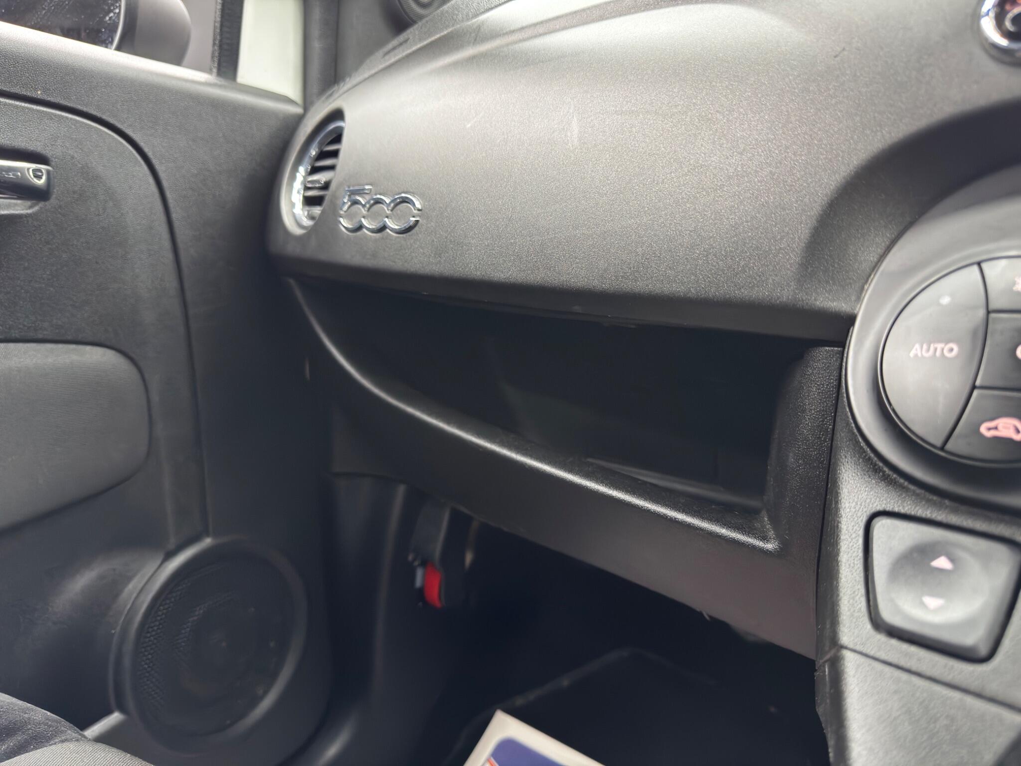 Abarth 595 view 24