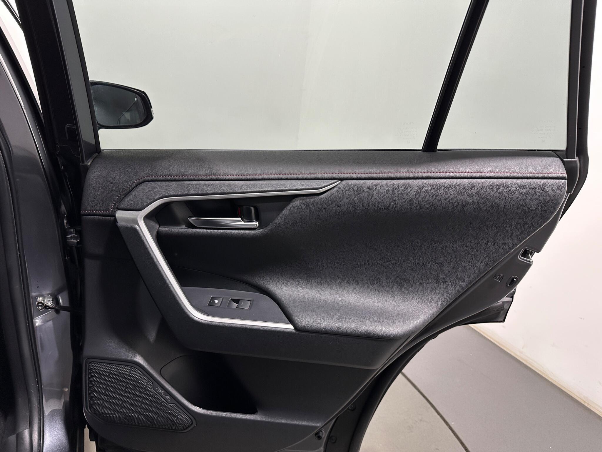 Toyota Rav4 view 42