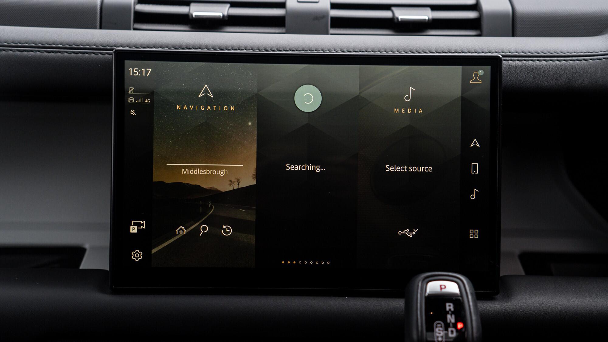 Land Rover Defender view 27