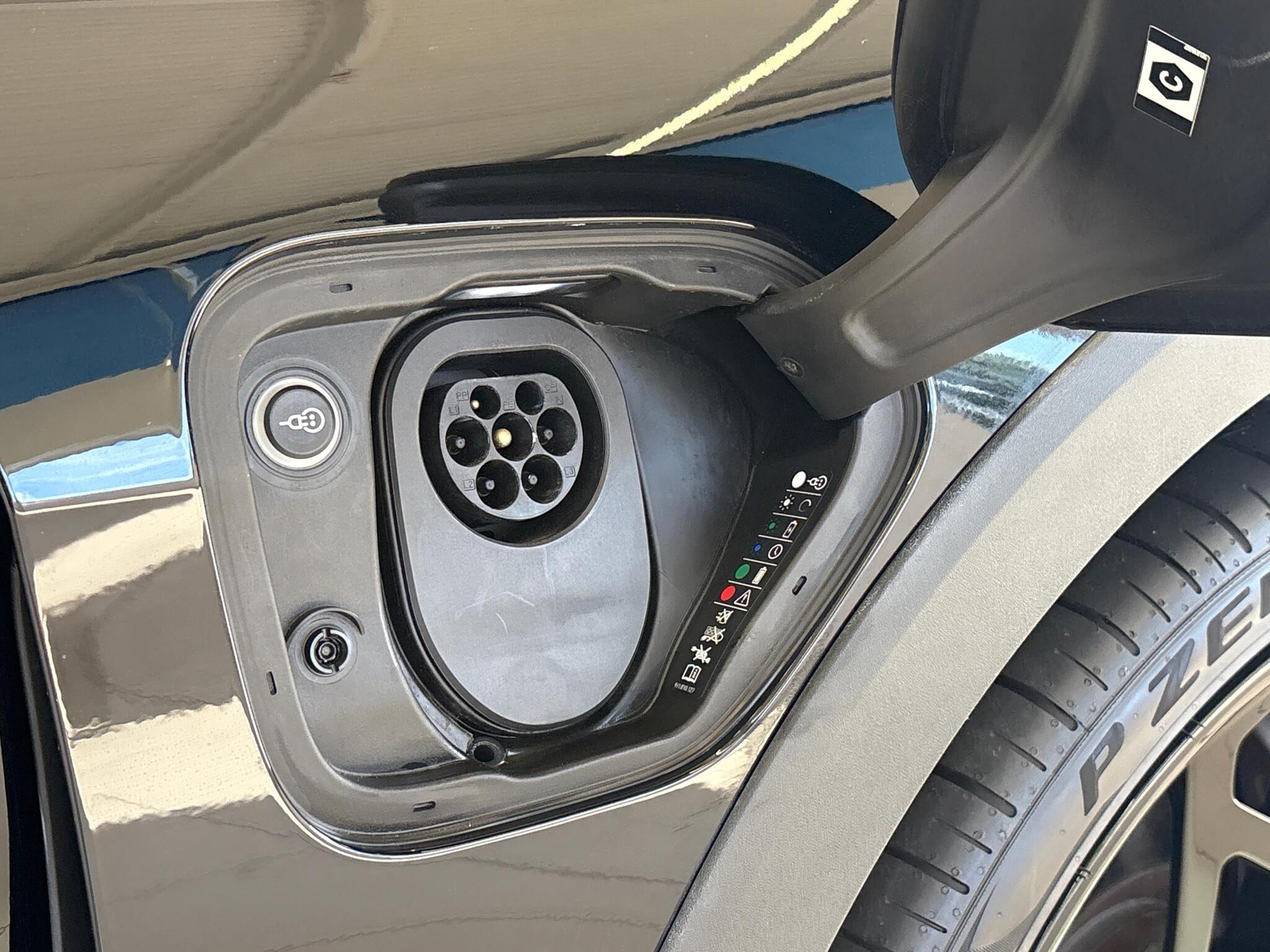 Porsche Taycan view 47