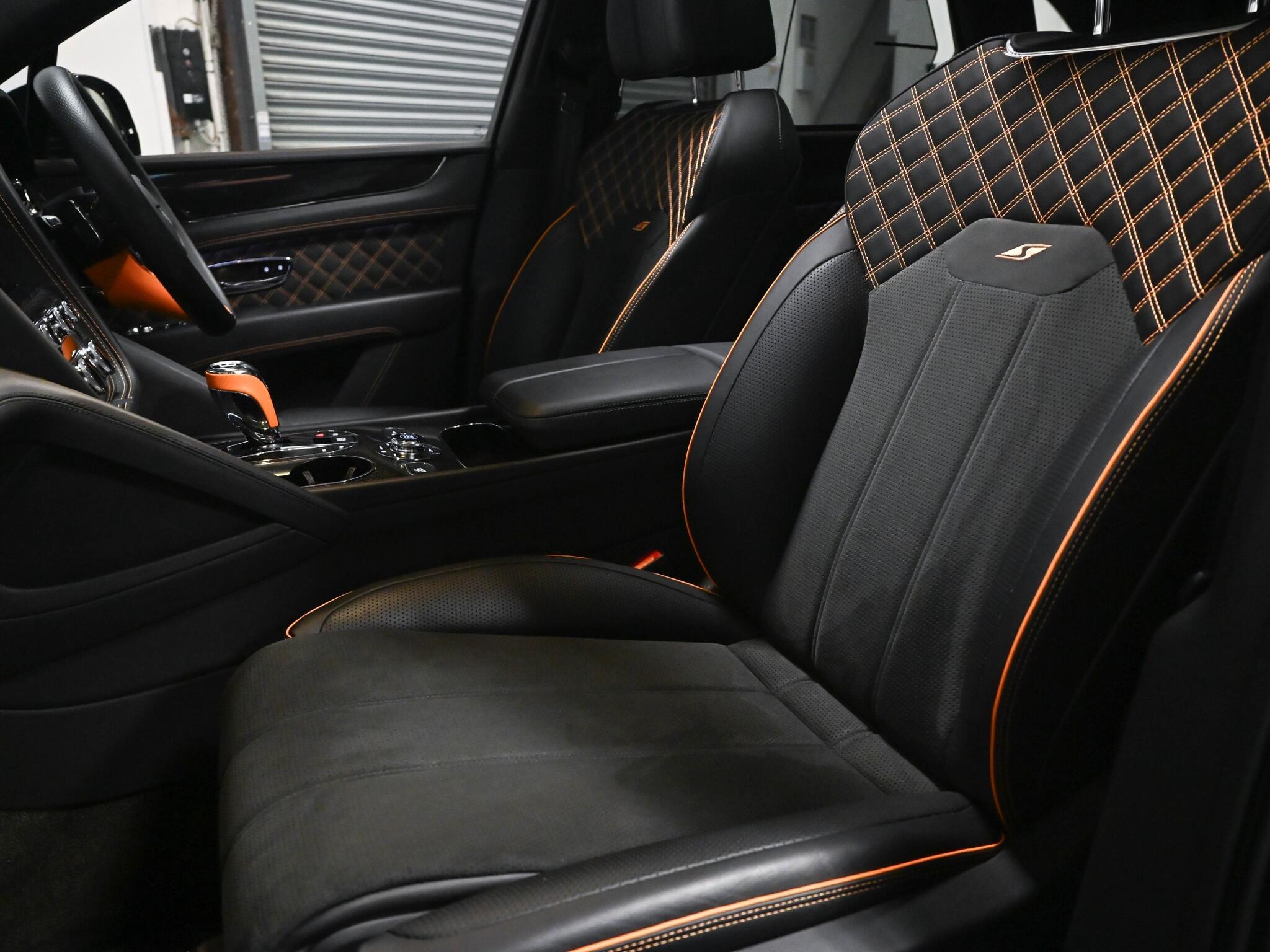 Bentley Bentayga view 60