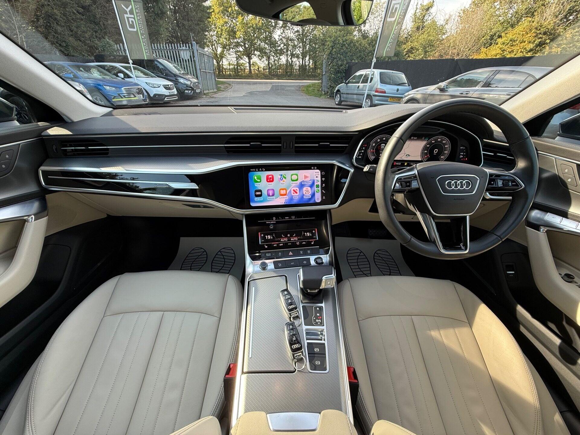 Audi A6 view 13