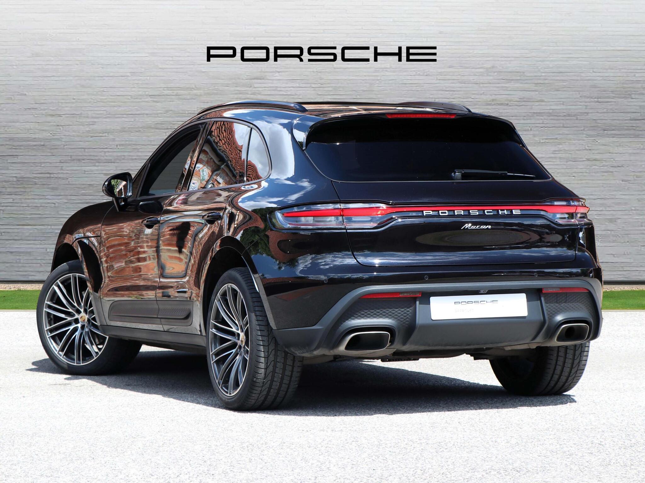 Porsche Macan view 2