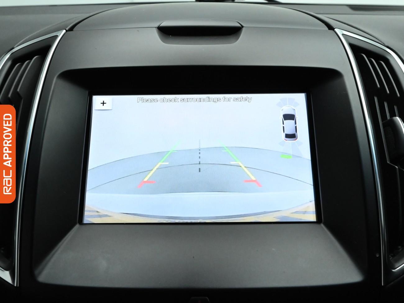 Ford Edge view 14
