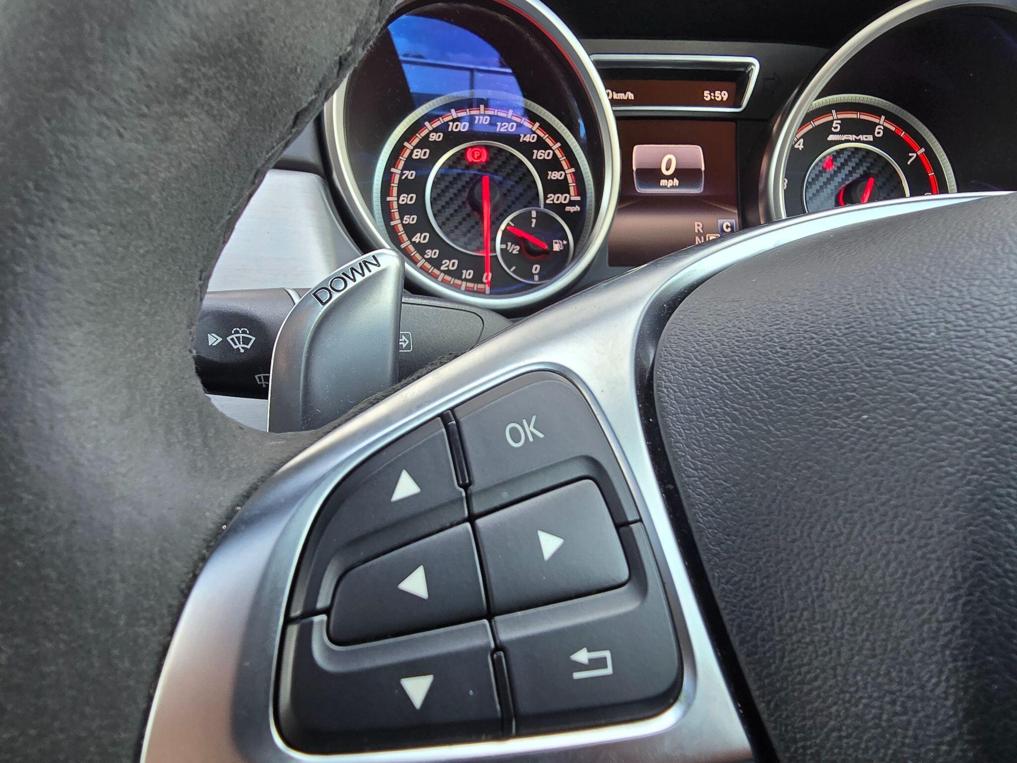 Mercedes-Benz Gle view 24