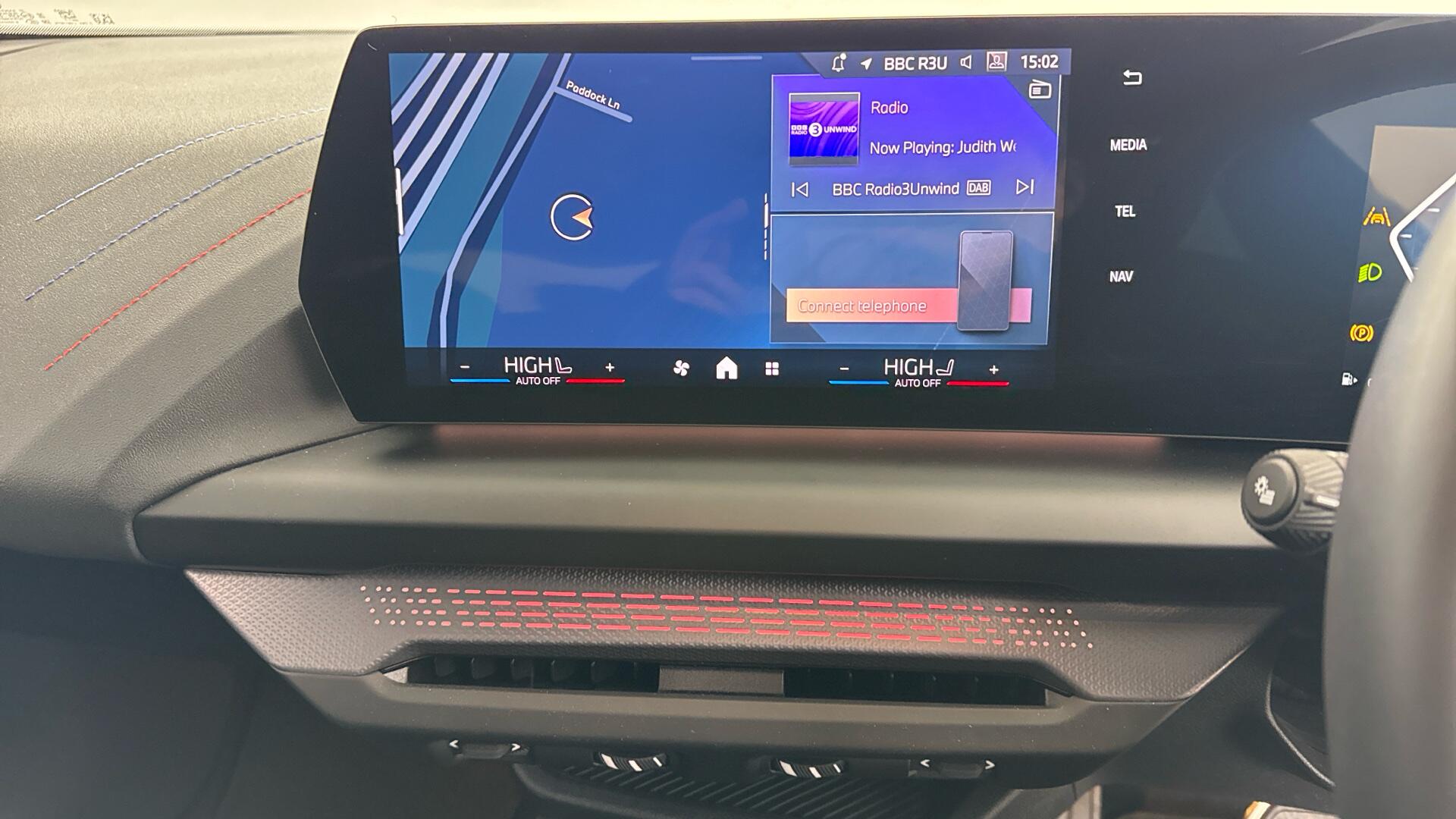 BMW 1 Series view 8