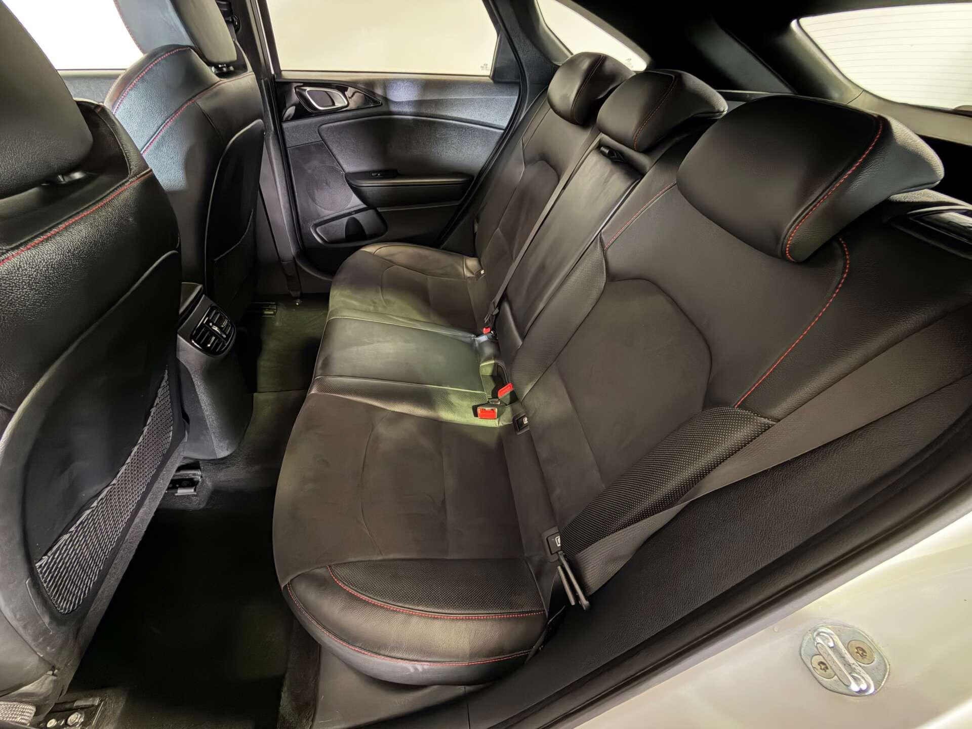 Kia Proceed view 63