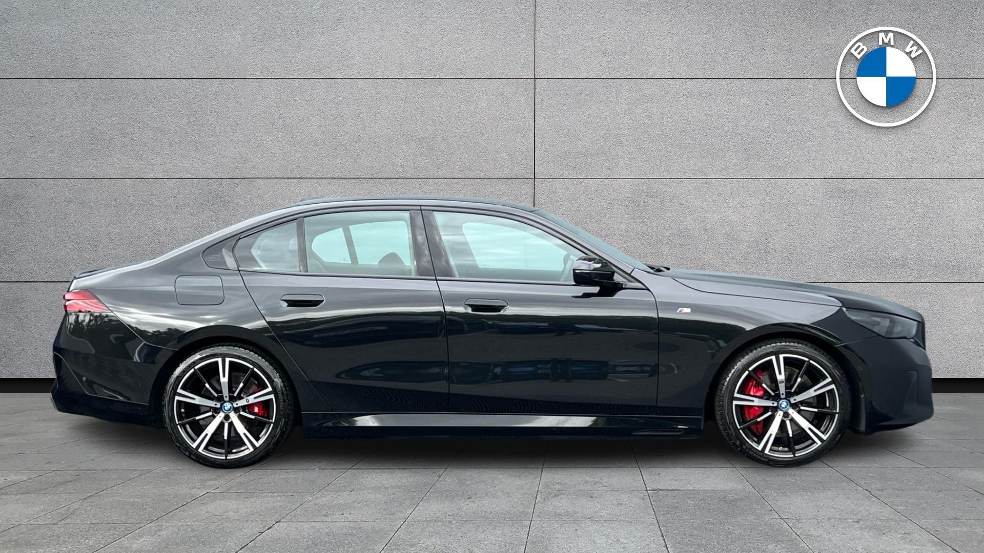 BMW I5 view 3