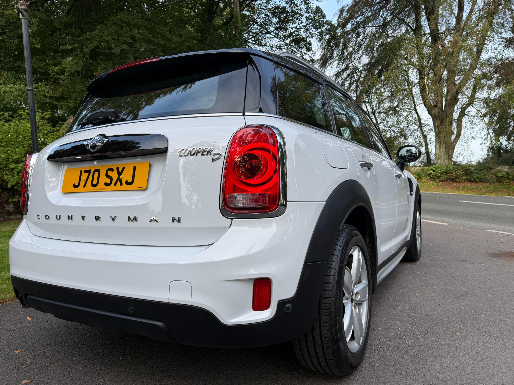 Mini Countryman view 19