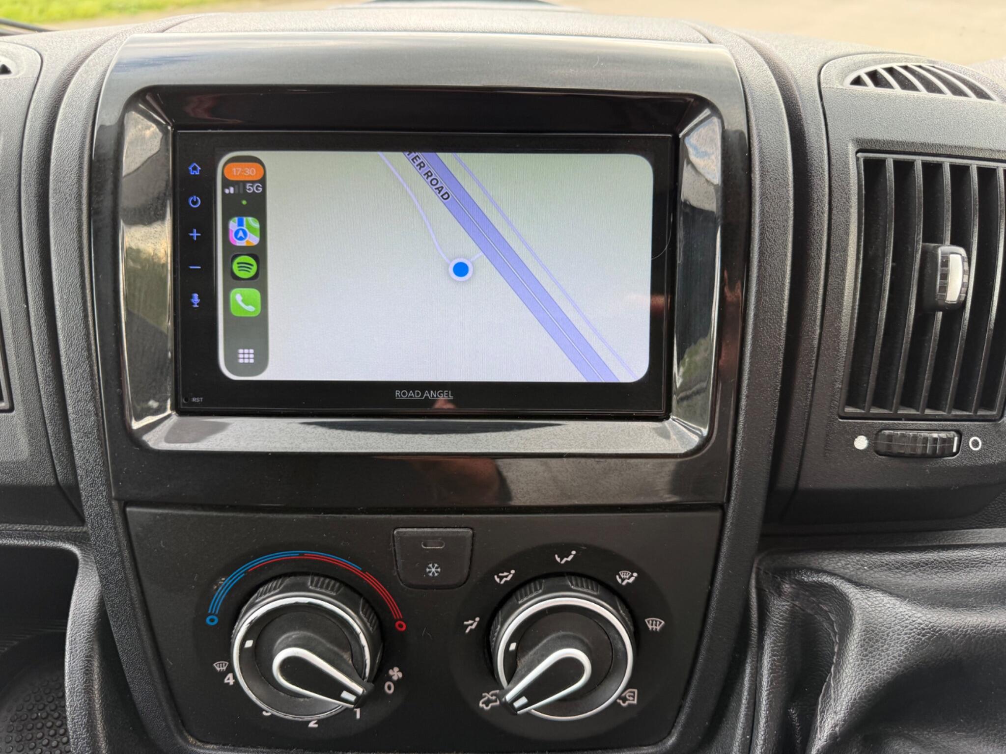 Citroen Relay 2.2 HDi 35 Enterprise L3 H2 4dr — photo 44 of 134