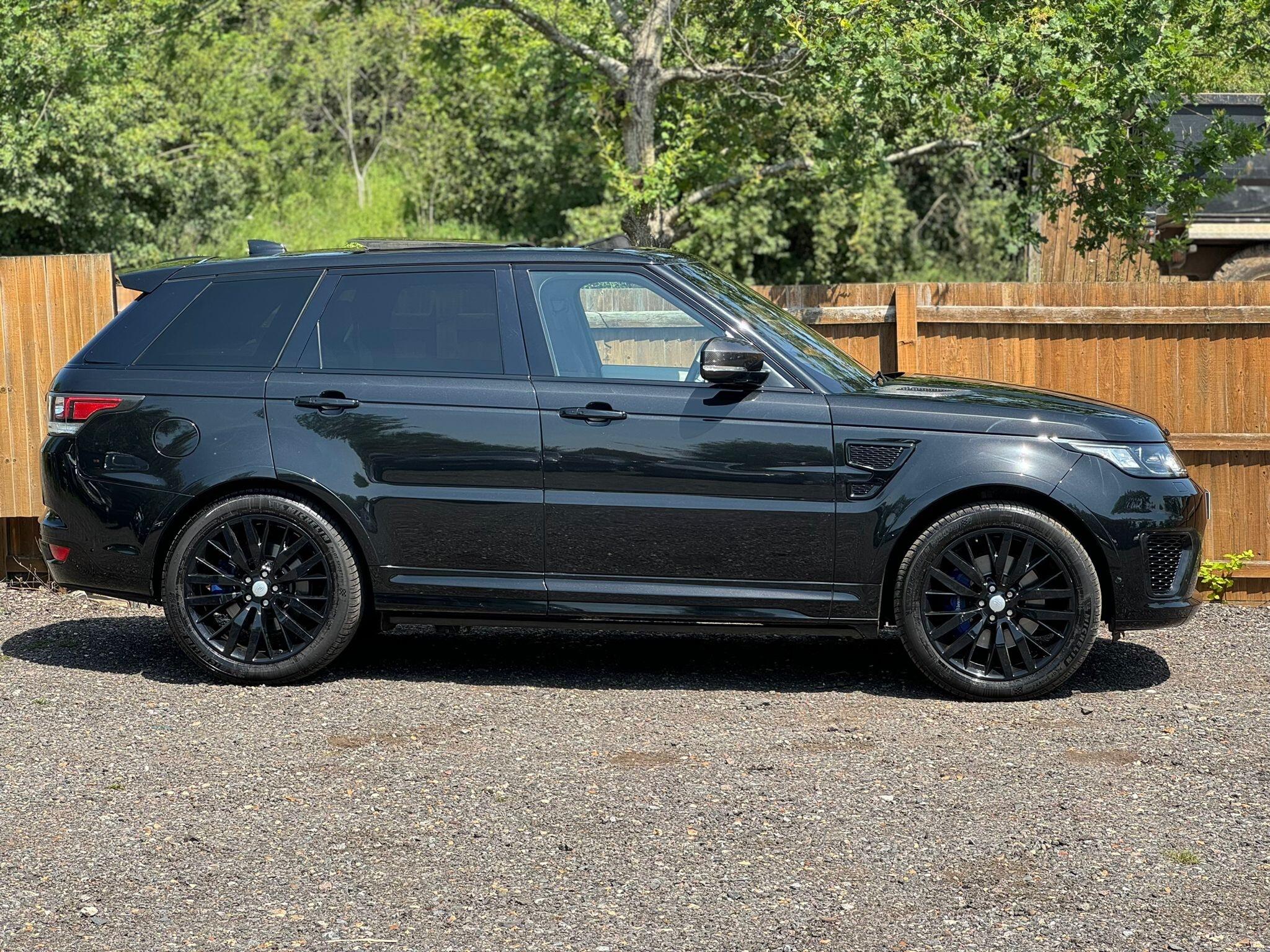 Land Rover Range Rover Sport view 13