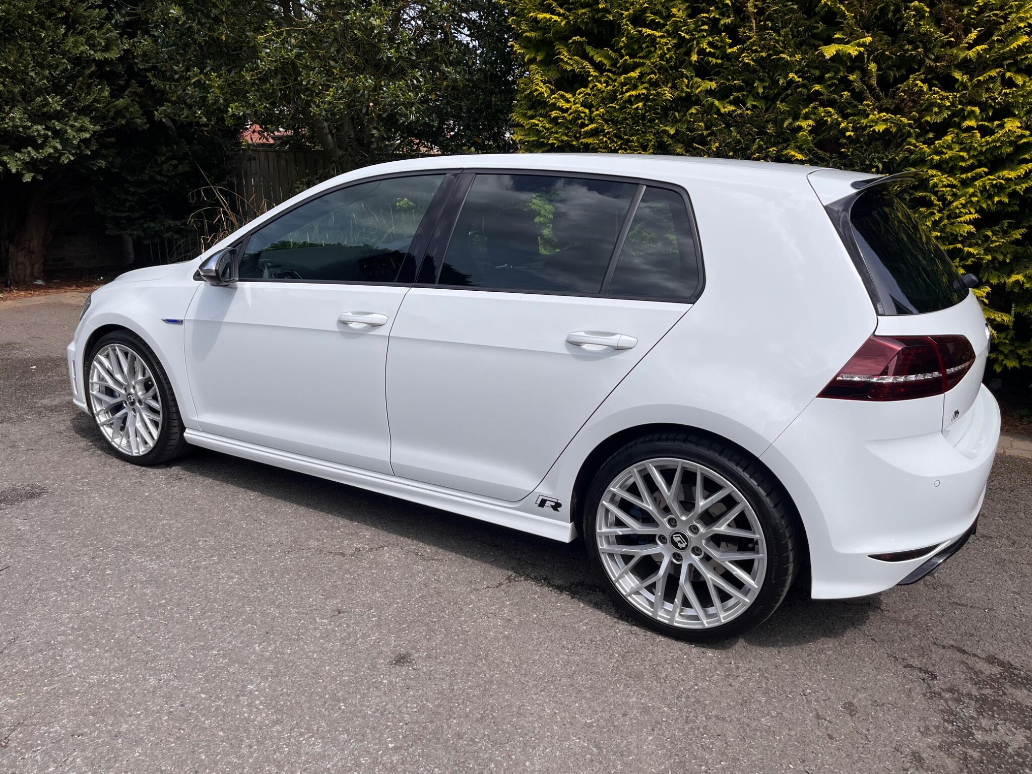 Volkswagen Golf view 10
