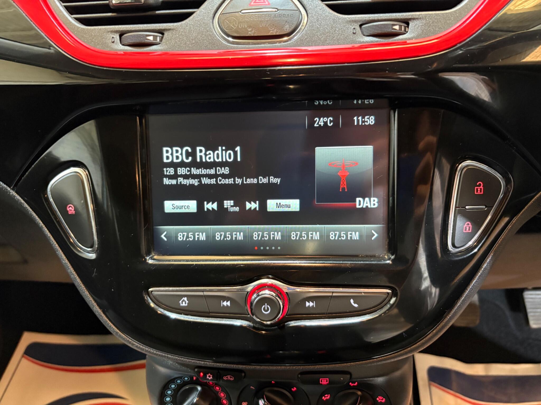Vauxhall Corsa view 5