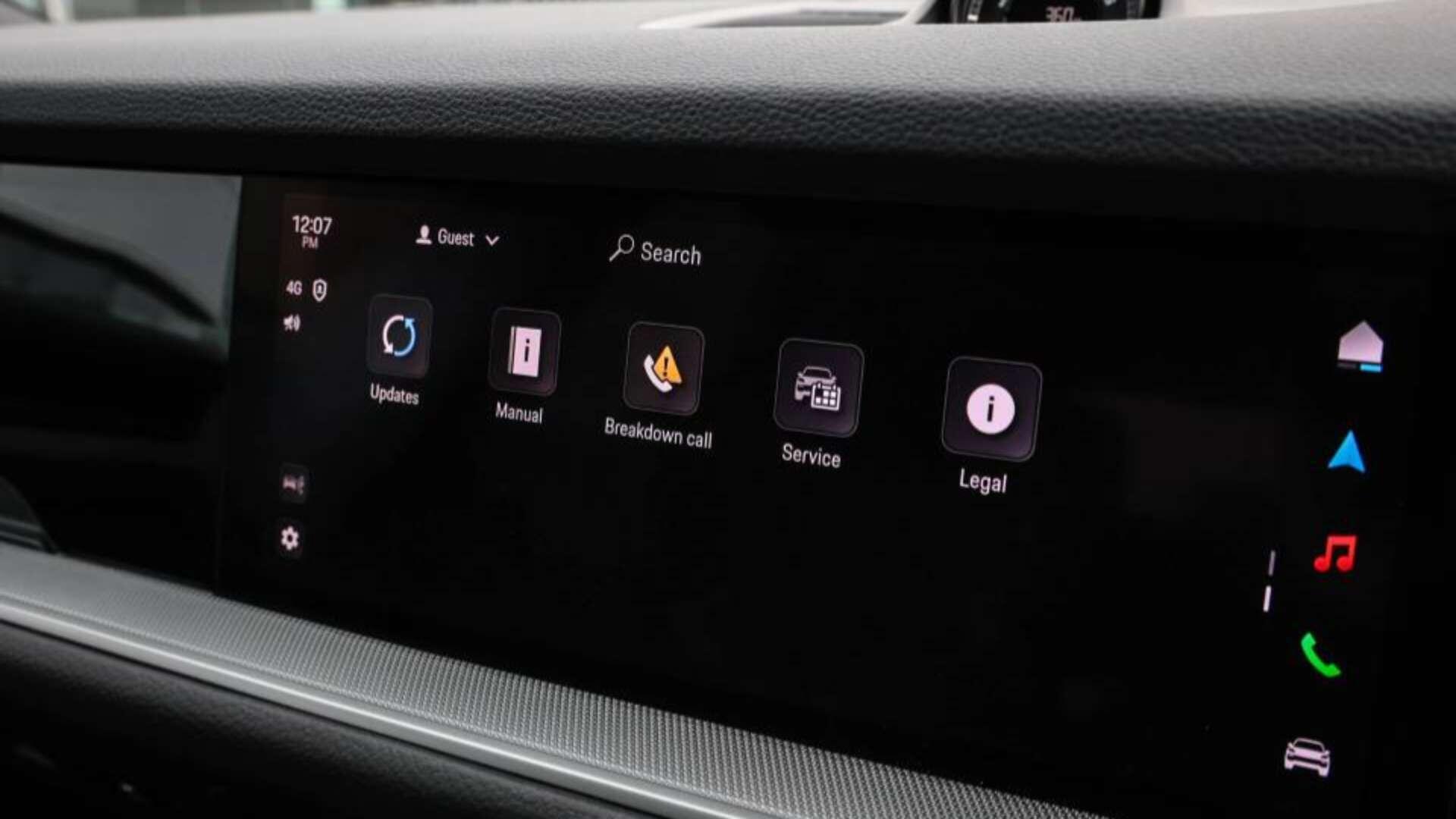 Porsche Cayenne view 25