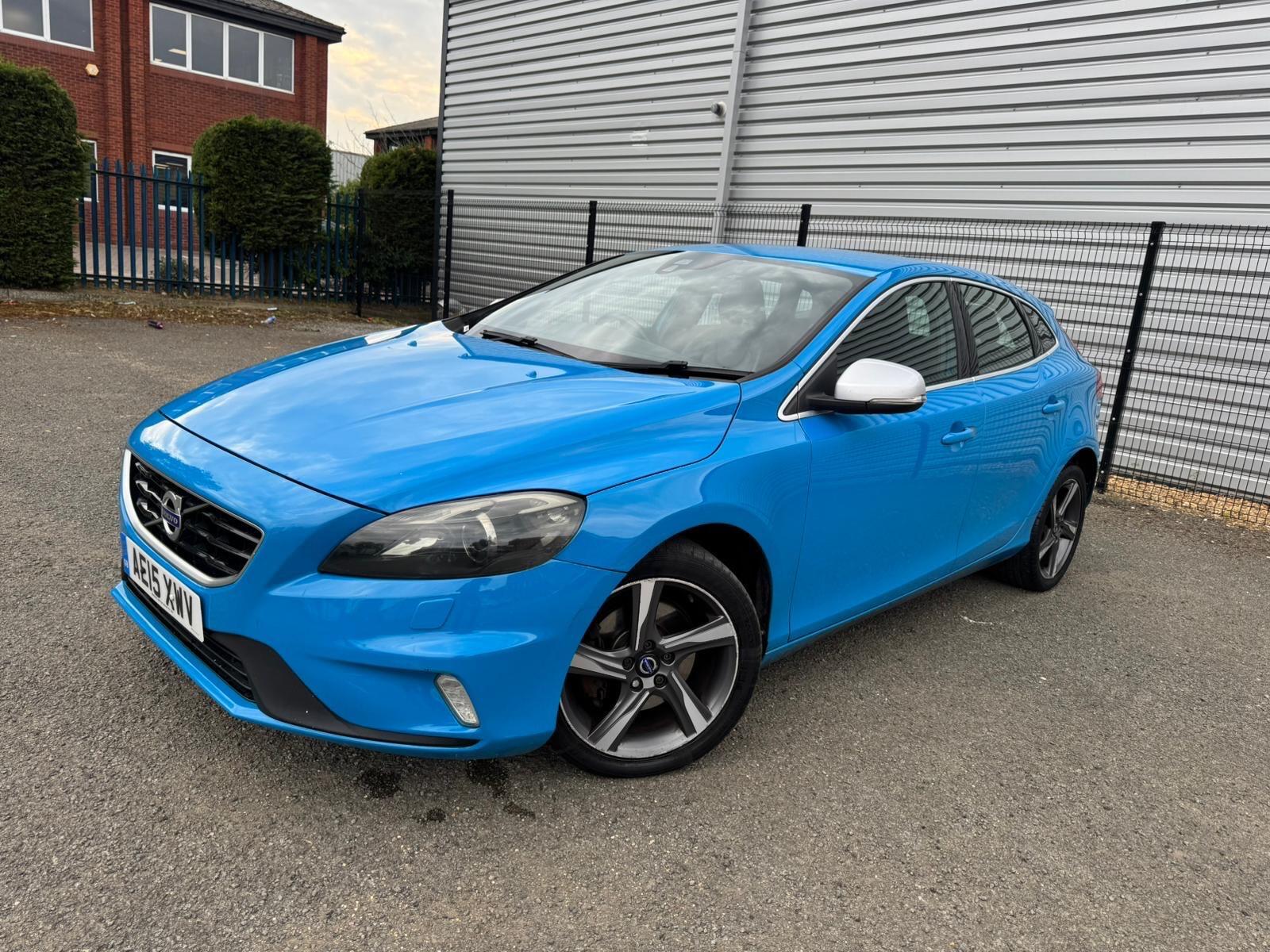 Volvo V40 view 11