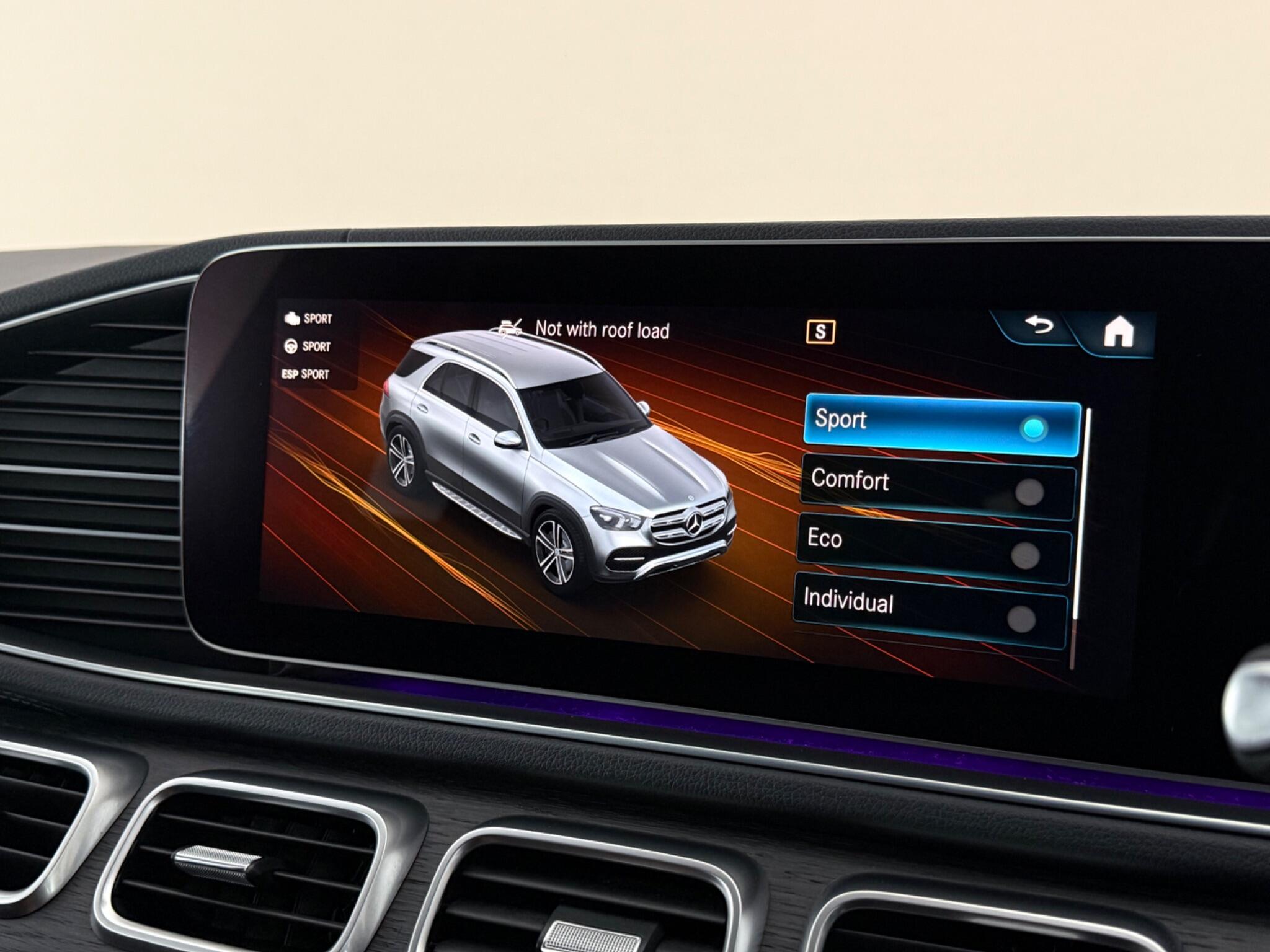 Mercedes-Benz GLE view 29