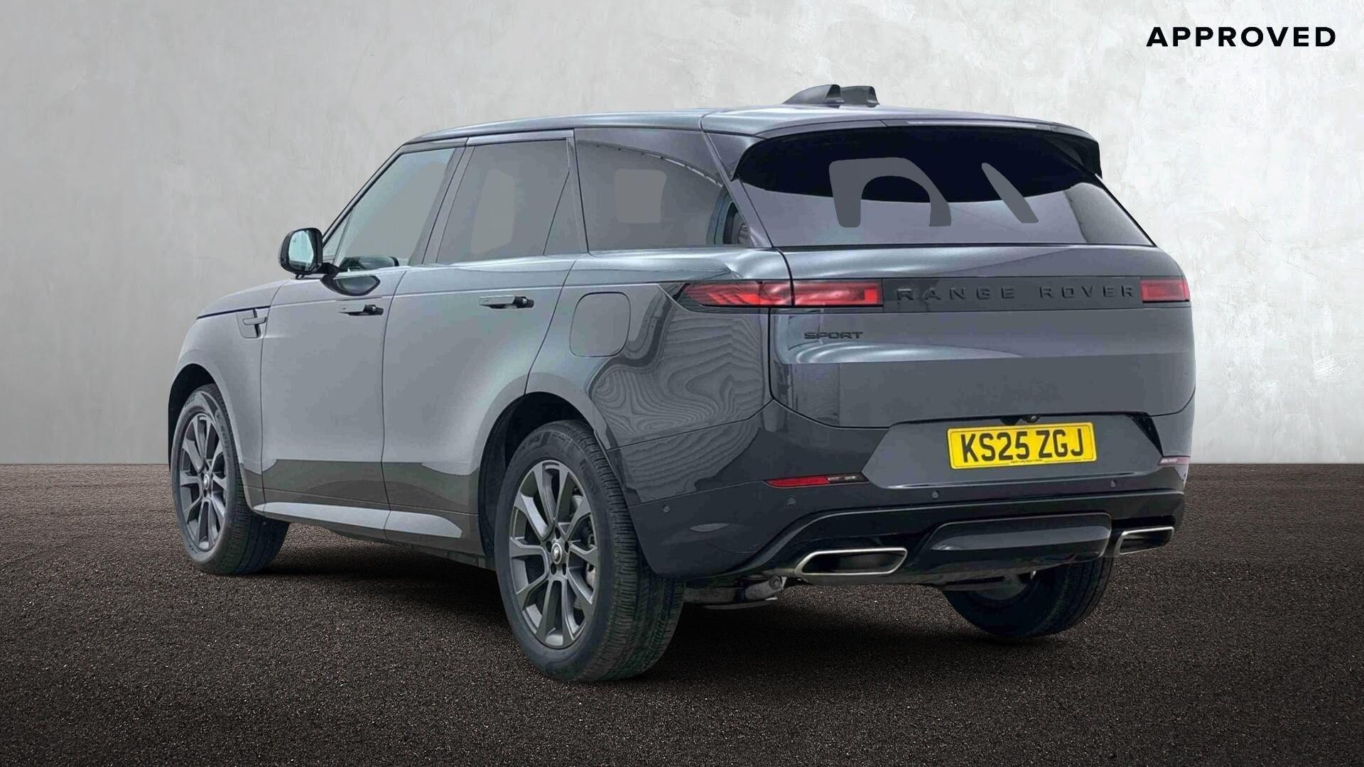 Land Rover Range Rover Sport view 2