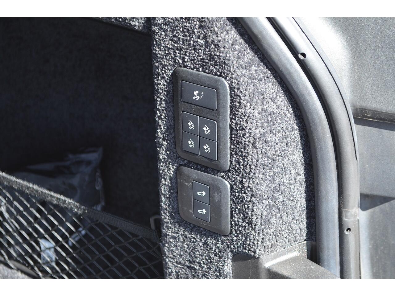 Land Rover Range Rover view 26