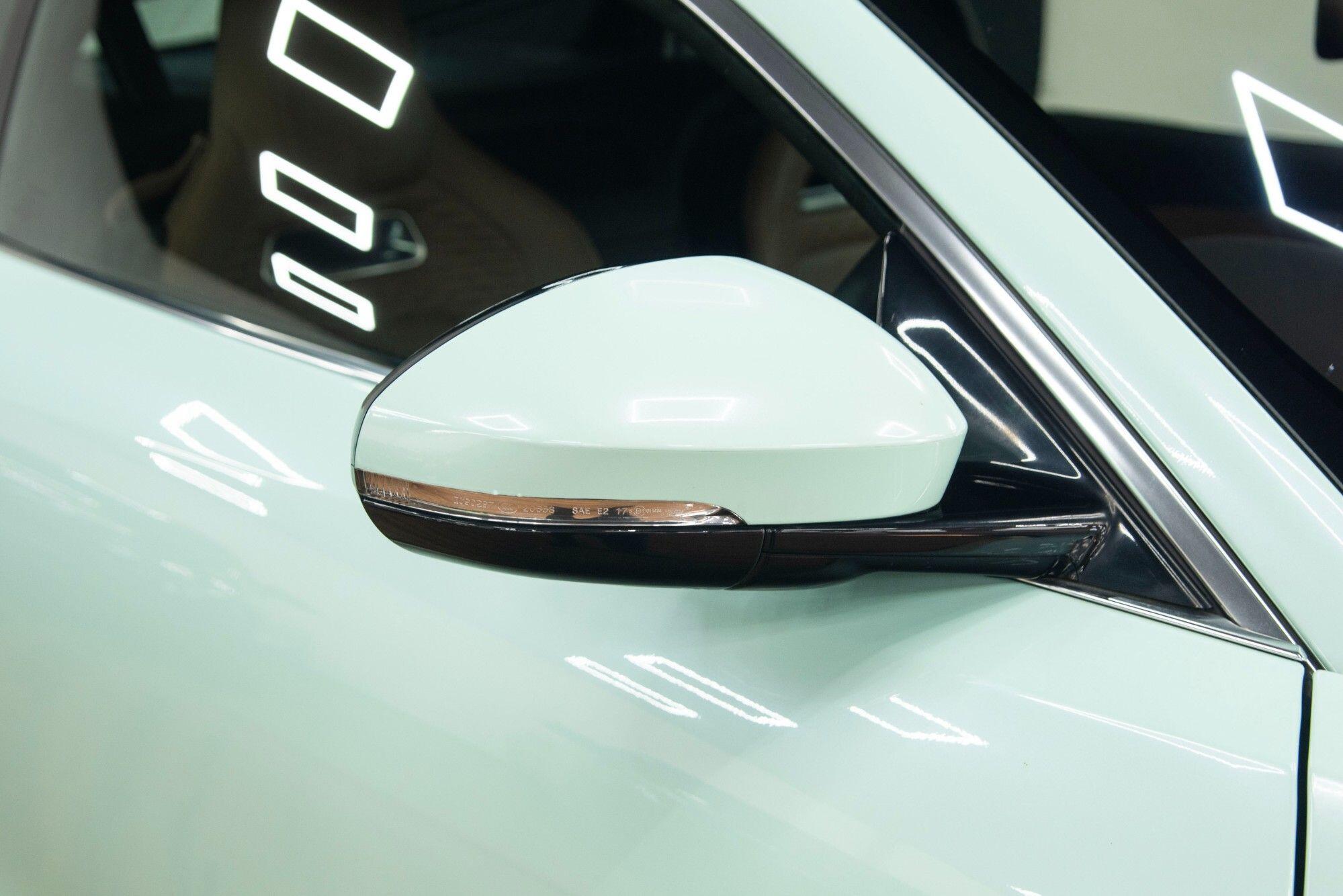 Jaguar F-Type view 14