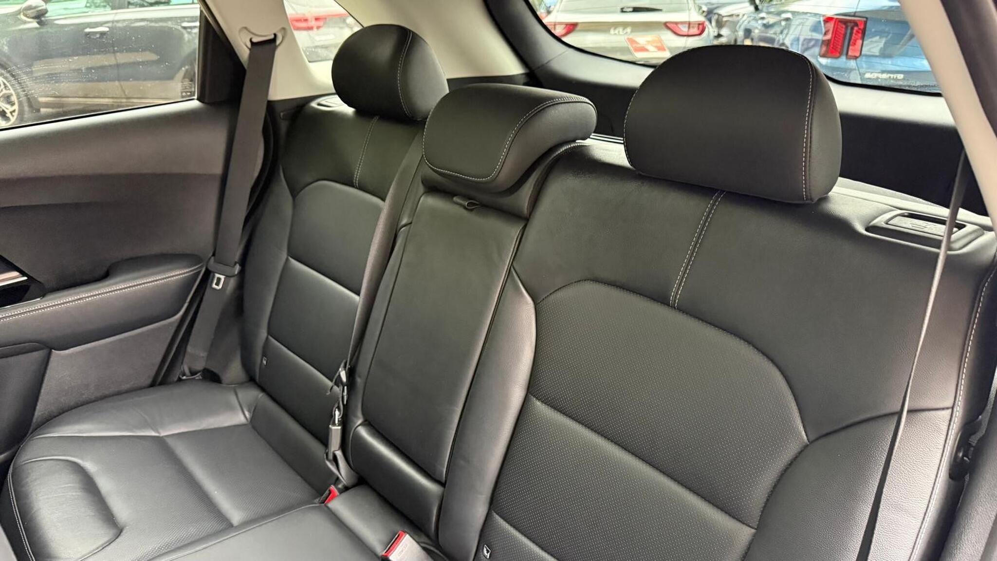 Kia Niro view 29