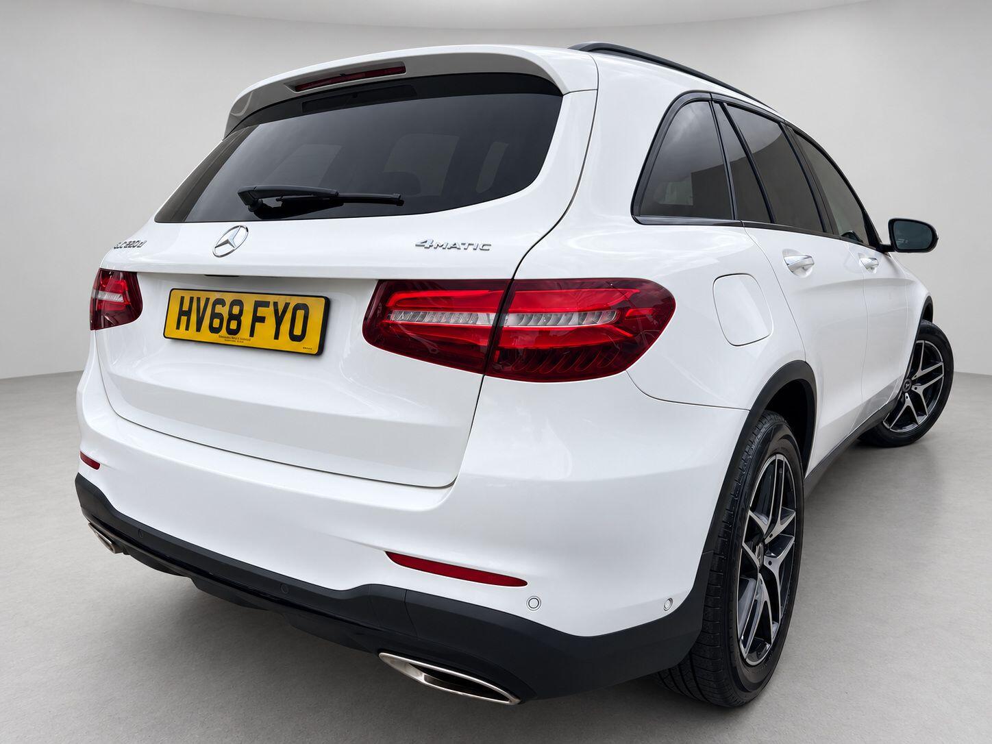 Mercedes-Benz GLC view 9