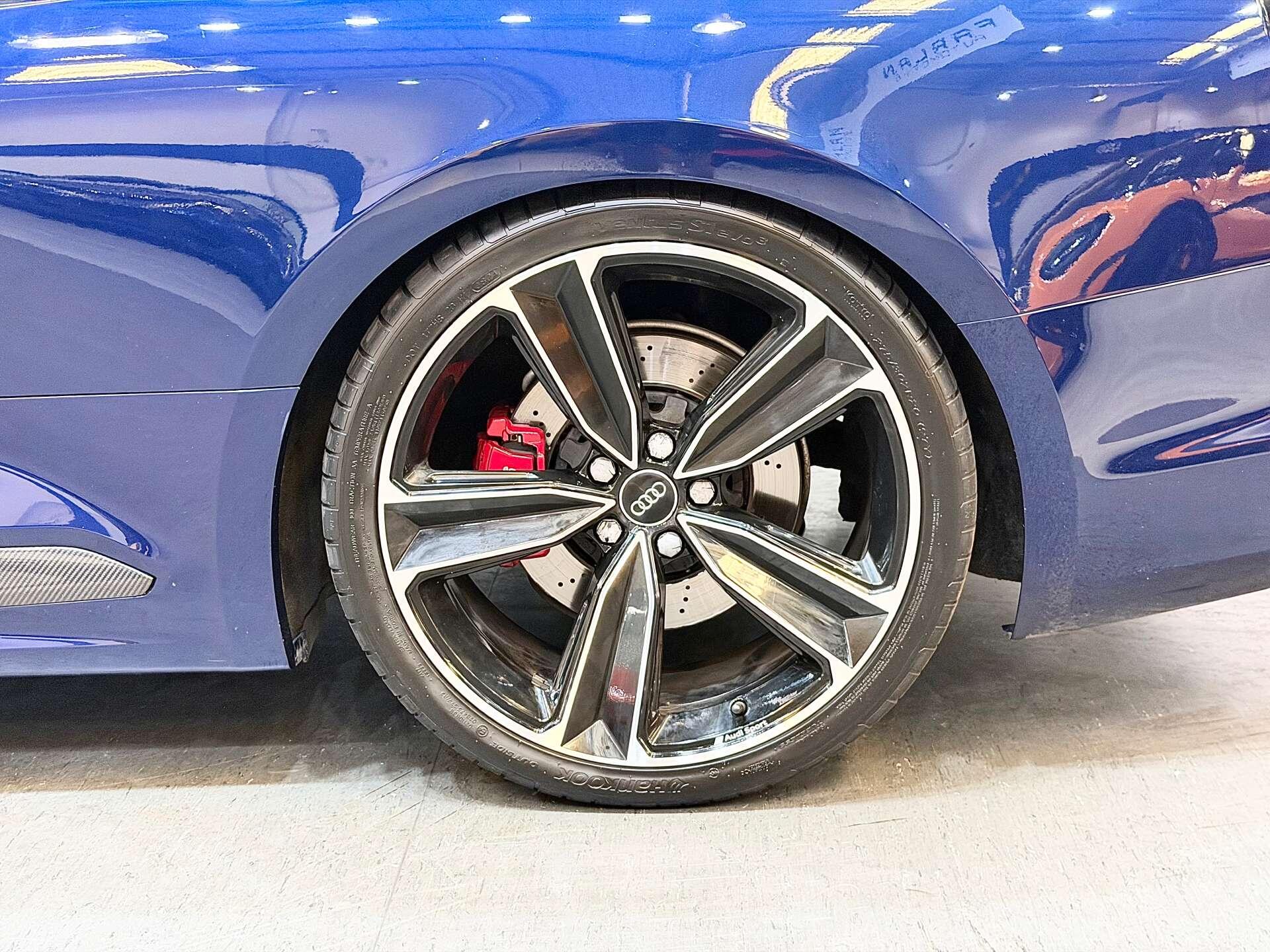 Audi RS5 view 31