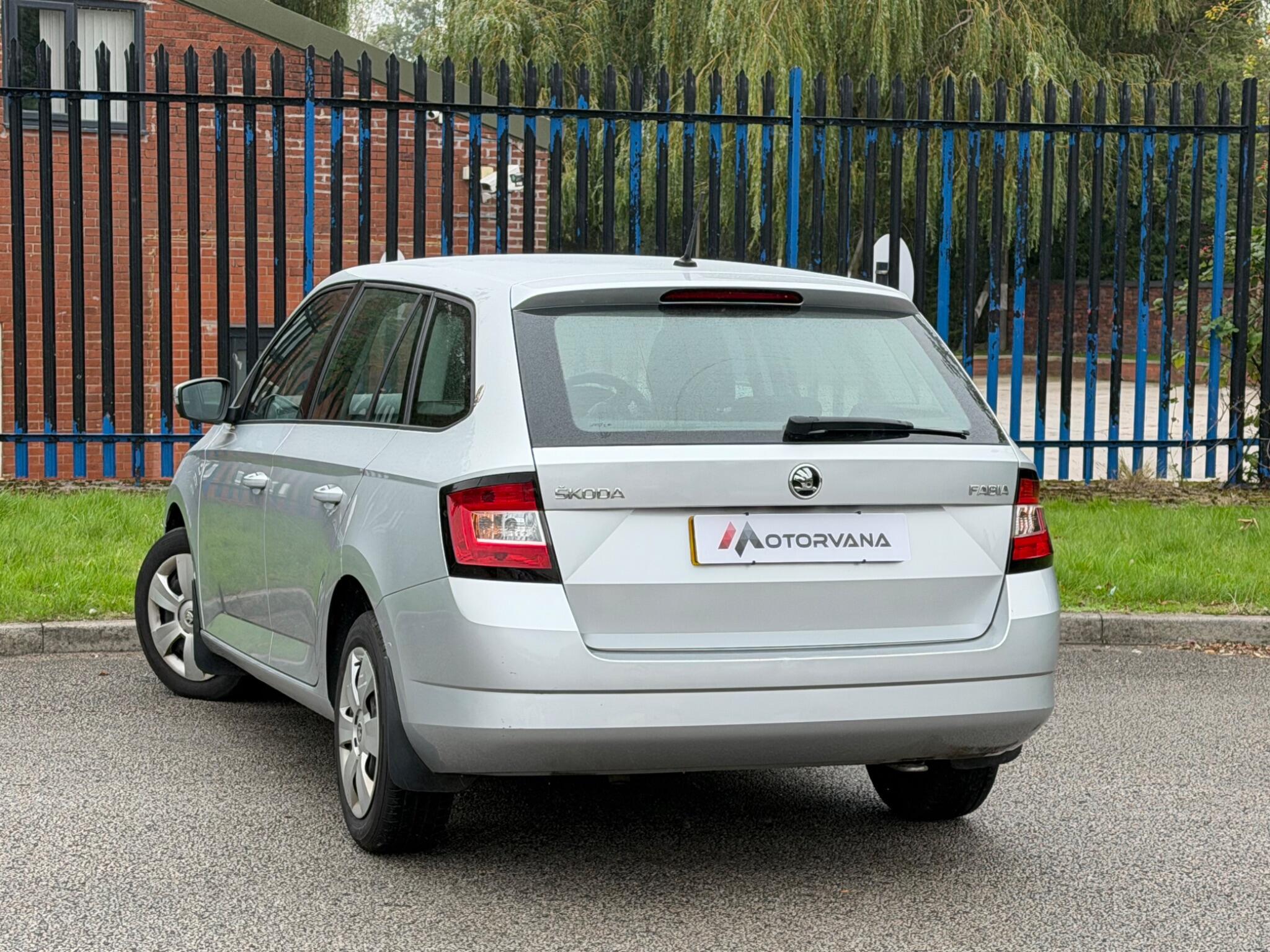 Skoda Fabia view 3