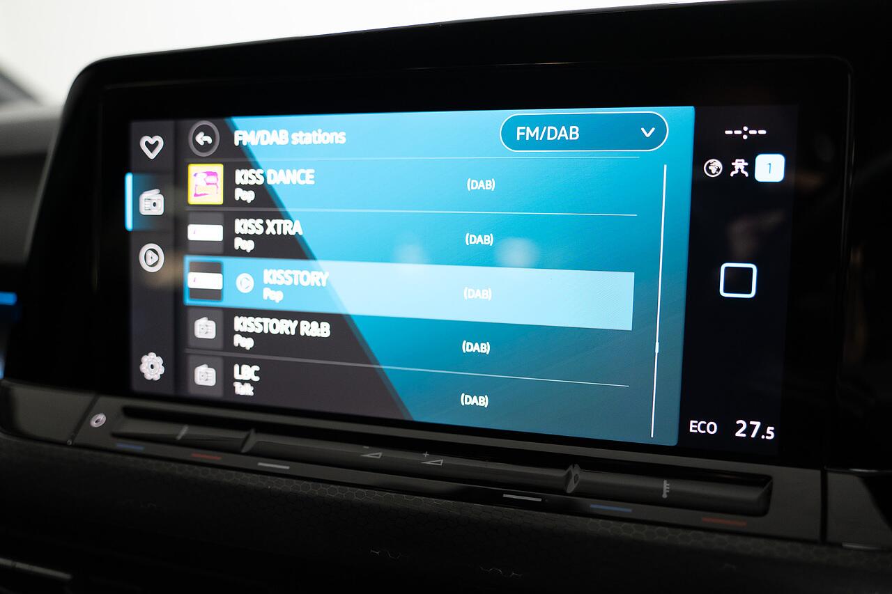 Volkswagen Golf view 11