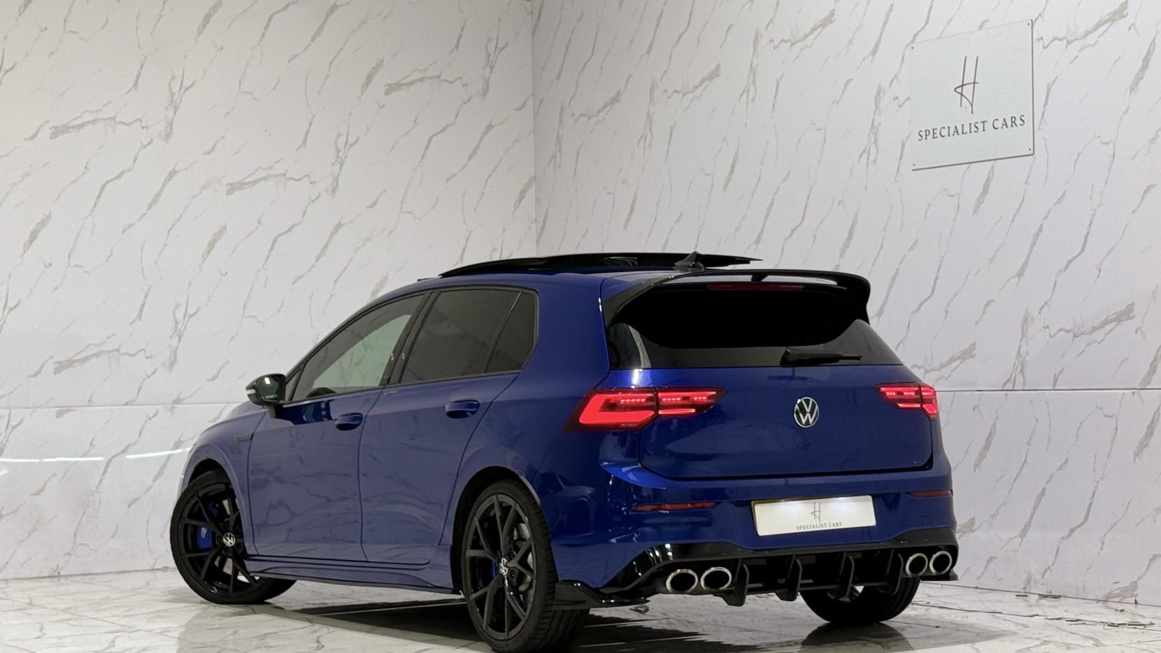 Volkswagen Golf view 6