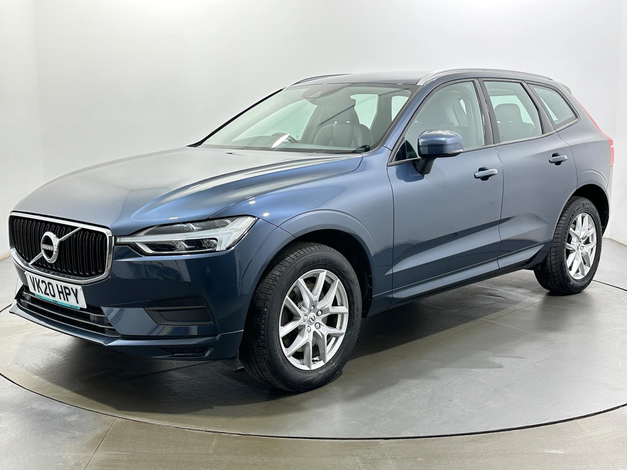 Volvo XC60 view 4