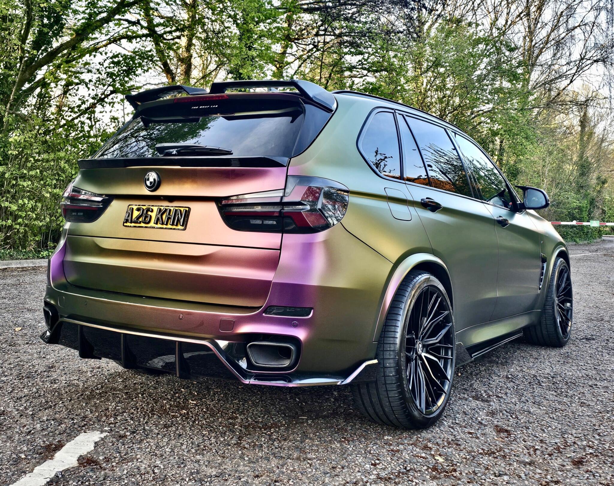 BMW X5 view 21