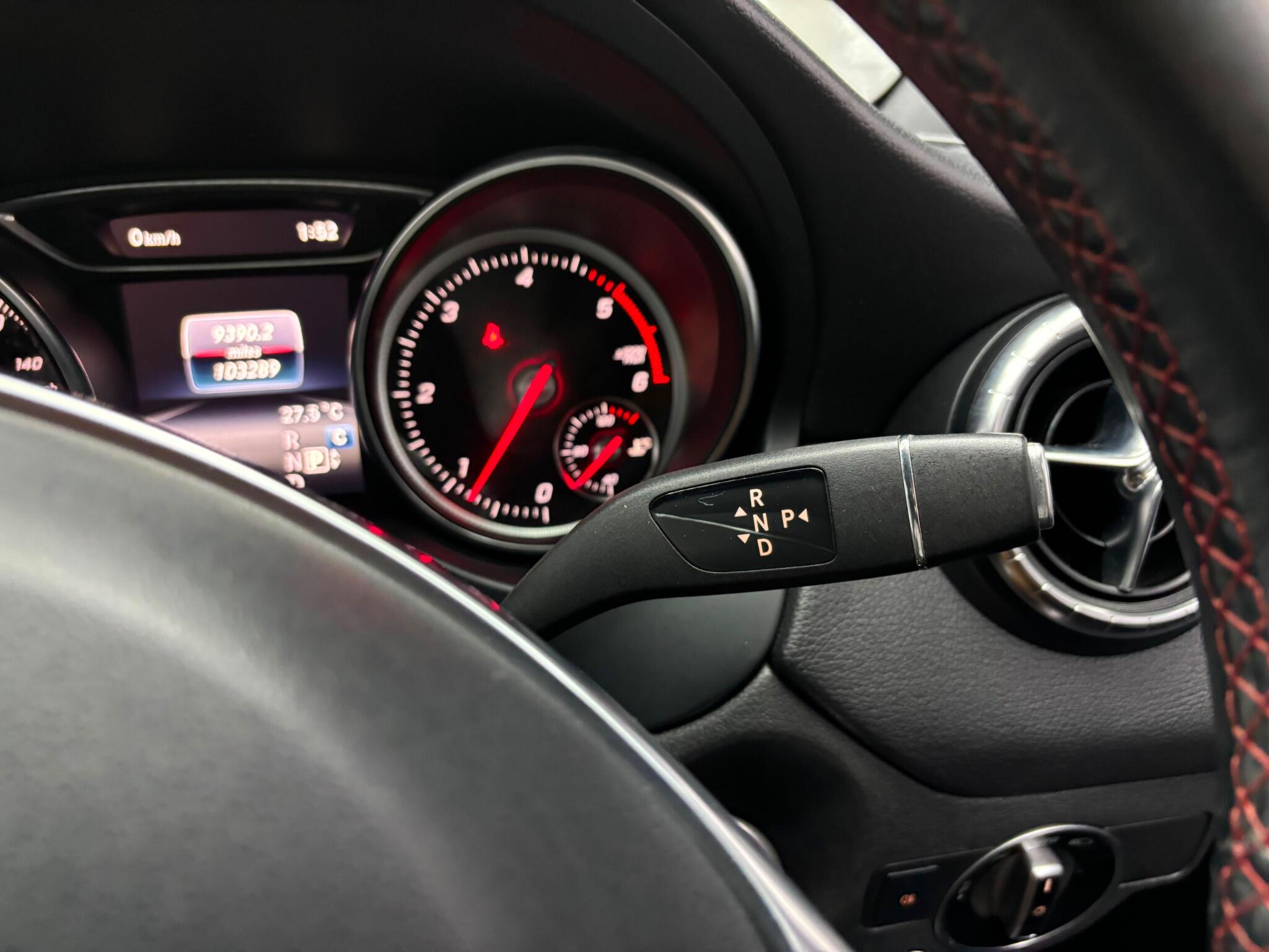 Mercedes-Benz Cla view 26