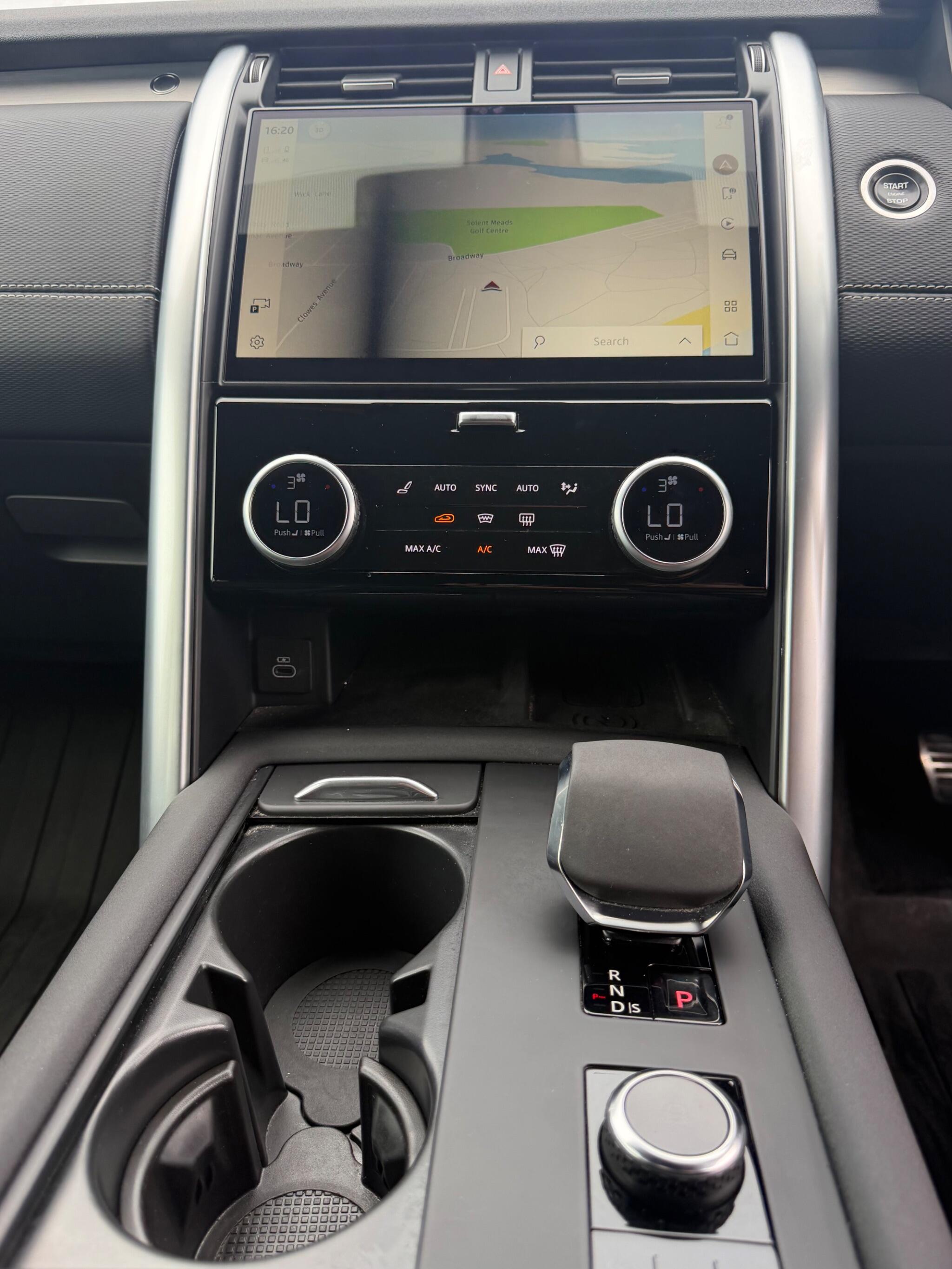 Land Rover Discovery 3 view 28
