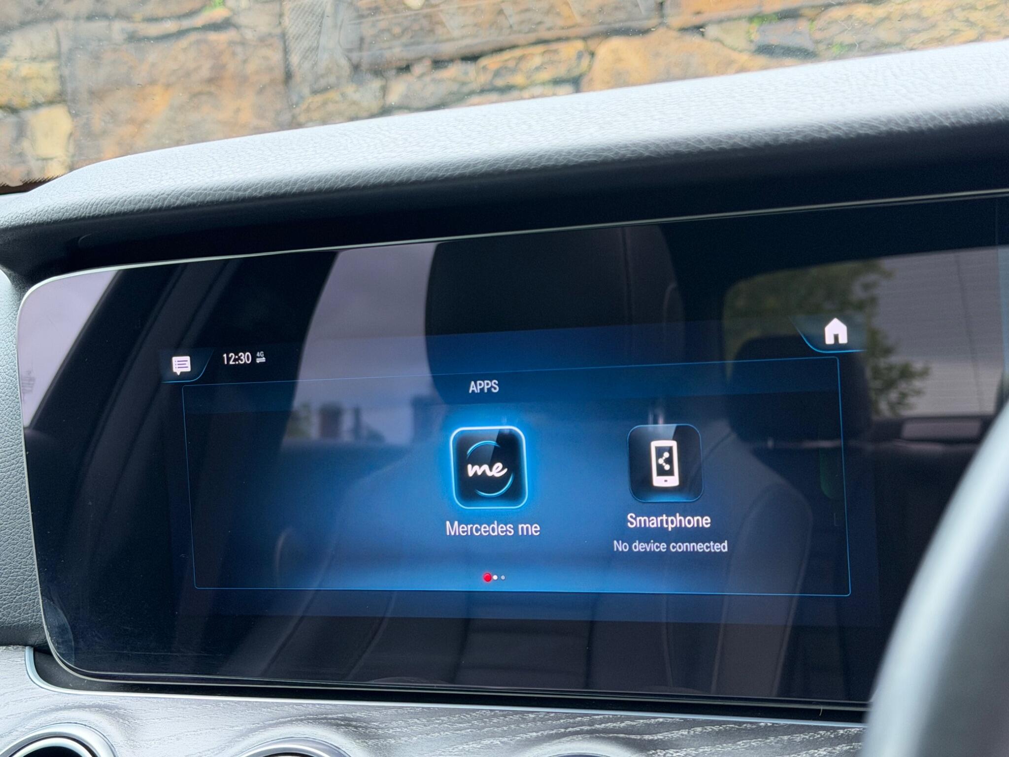 Mercedes-Benz E-Class view 37