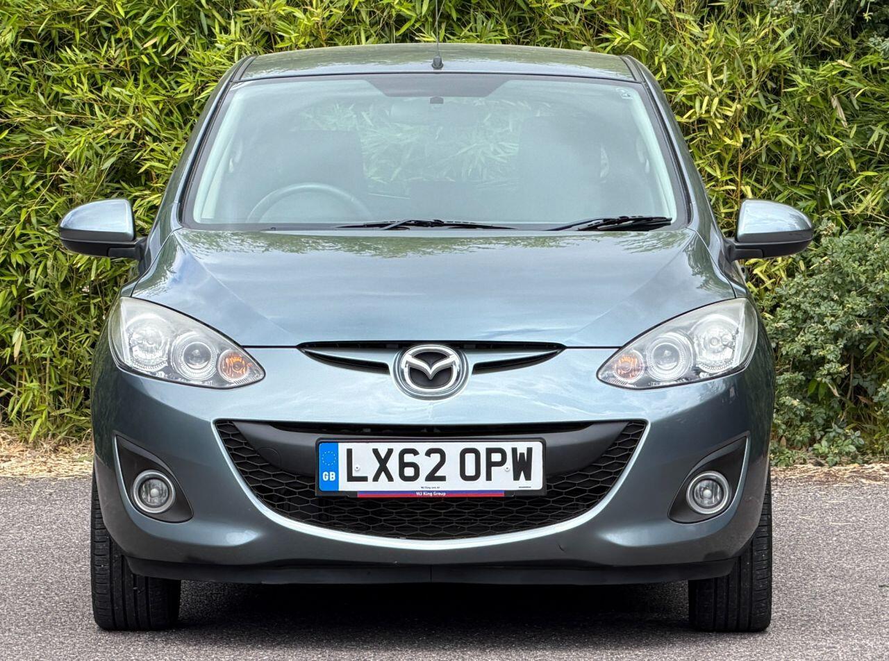Mazda Mazda2 view 5