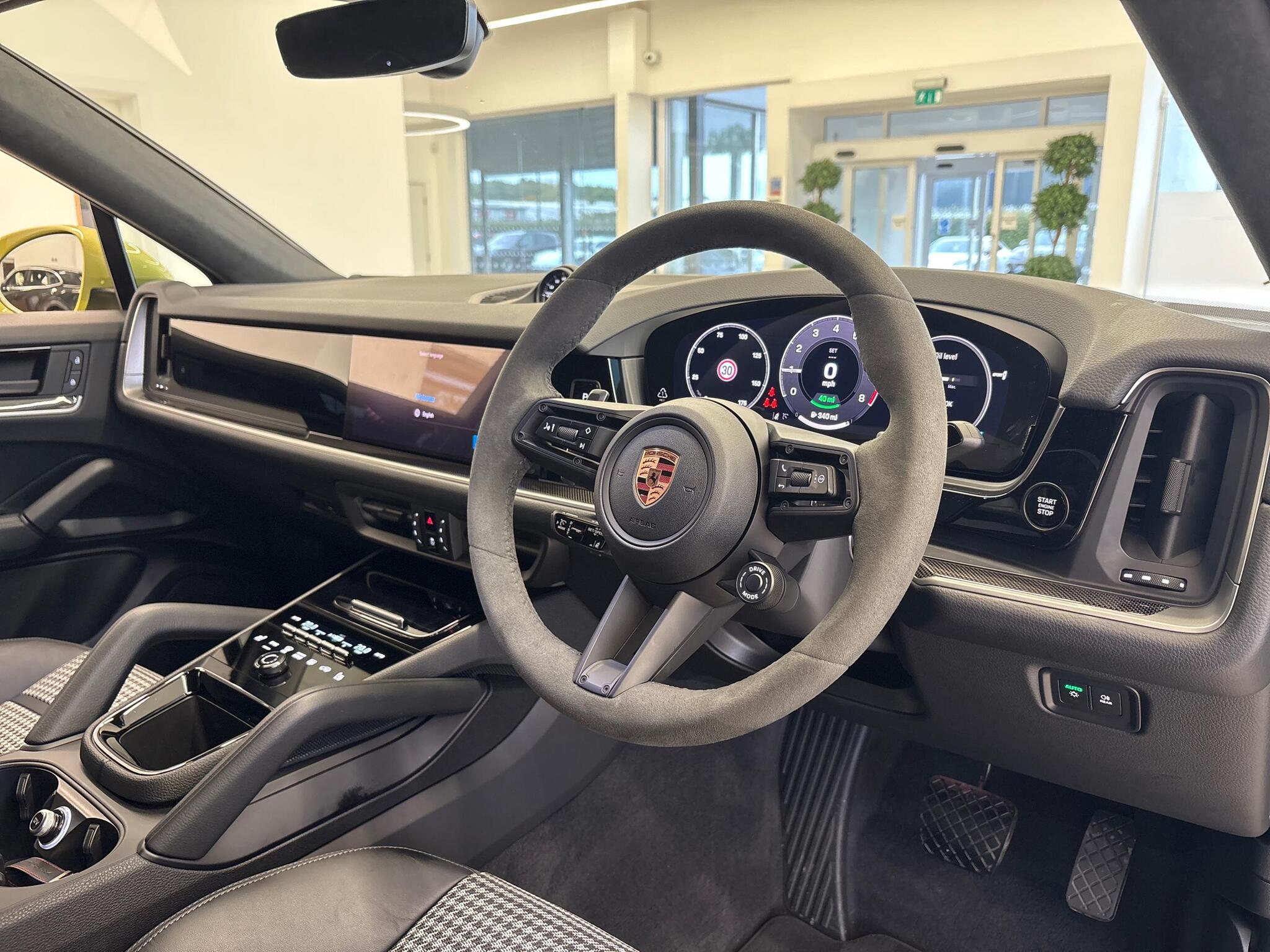 Porsche Cayenne view 17