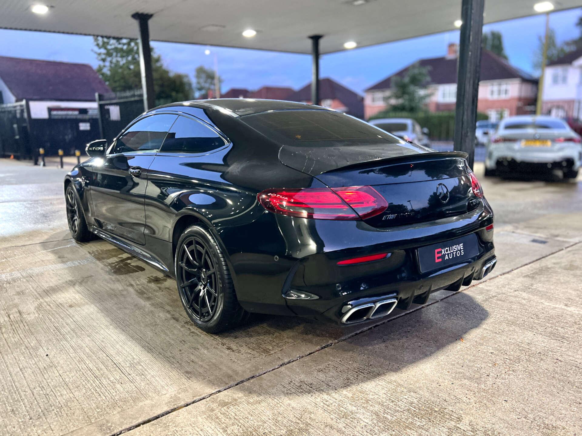 Mercedes-Benz C Class view 28