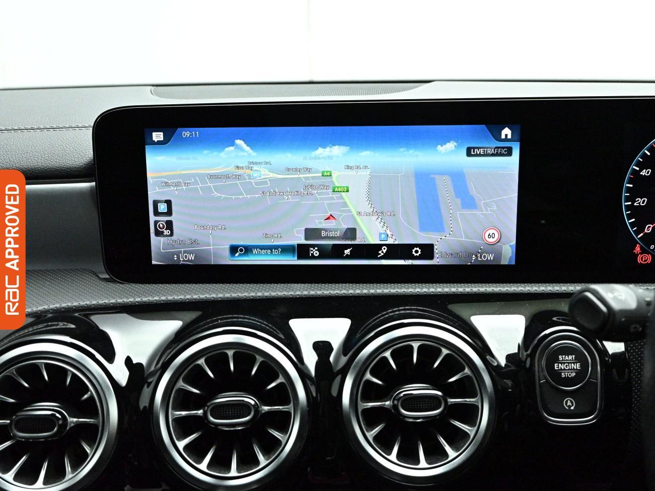 Mercedes-Benz Cla view 15
