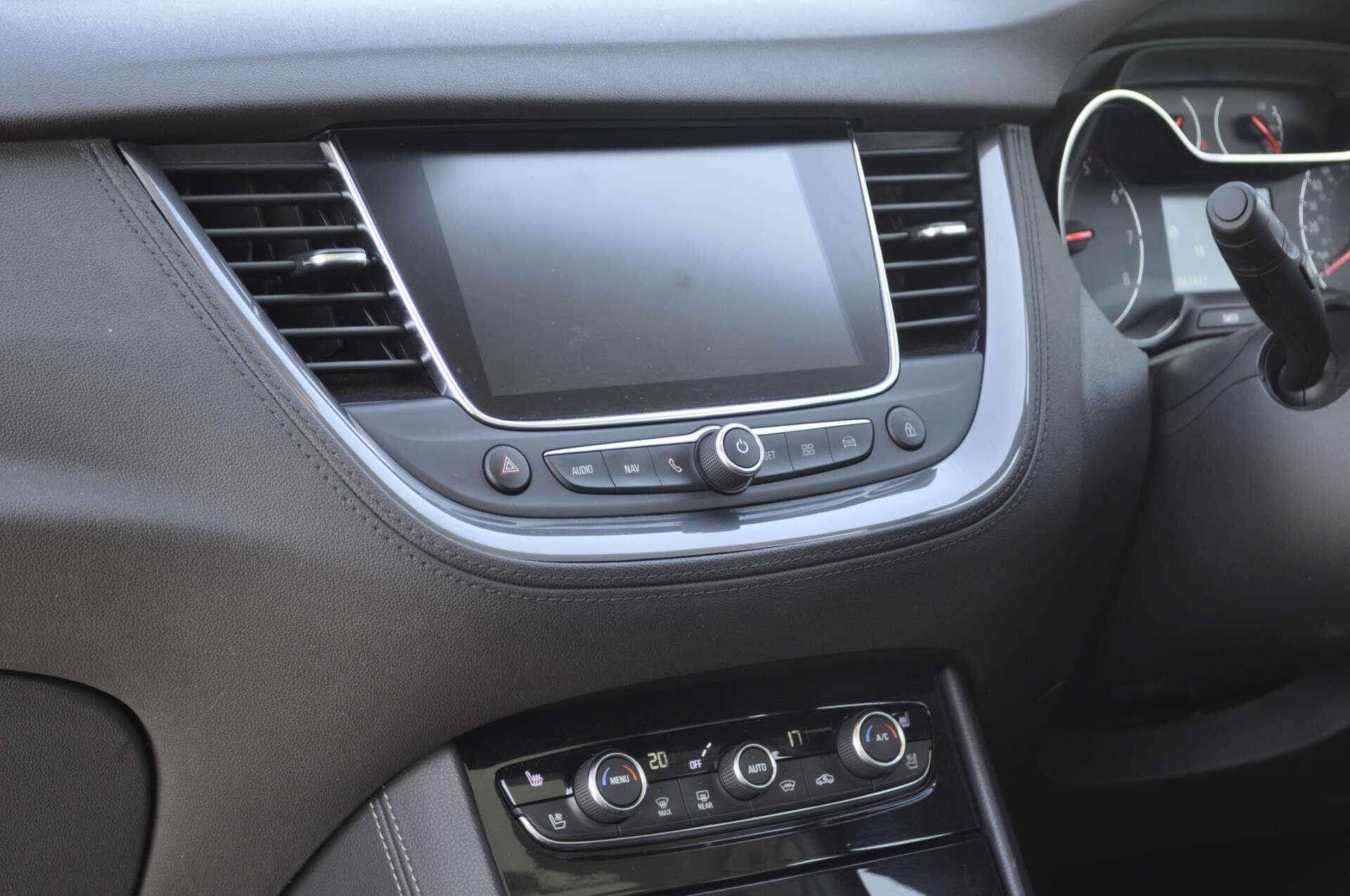 Vauxhall Grandland X view 16
