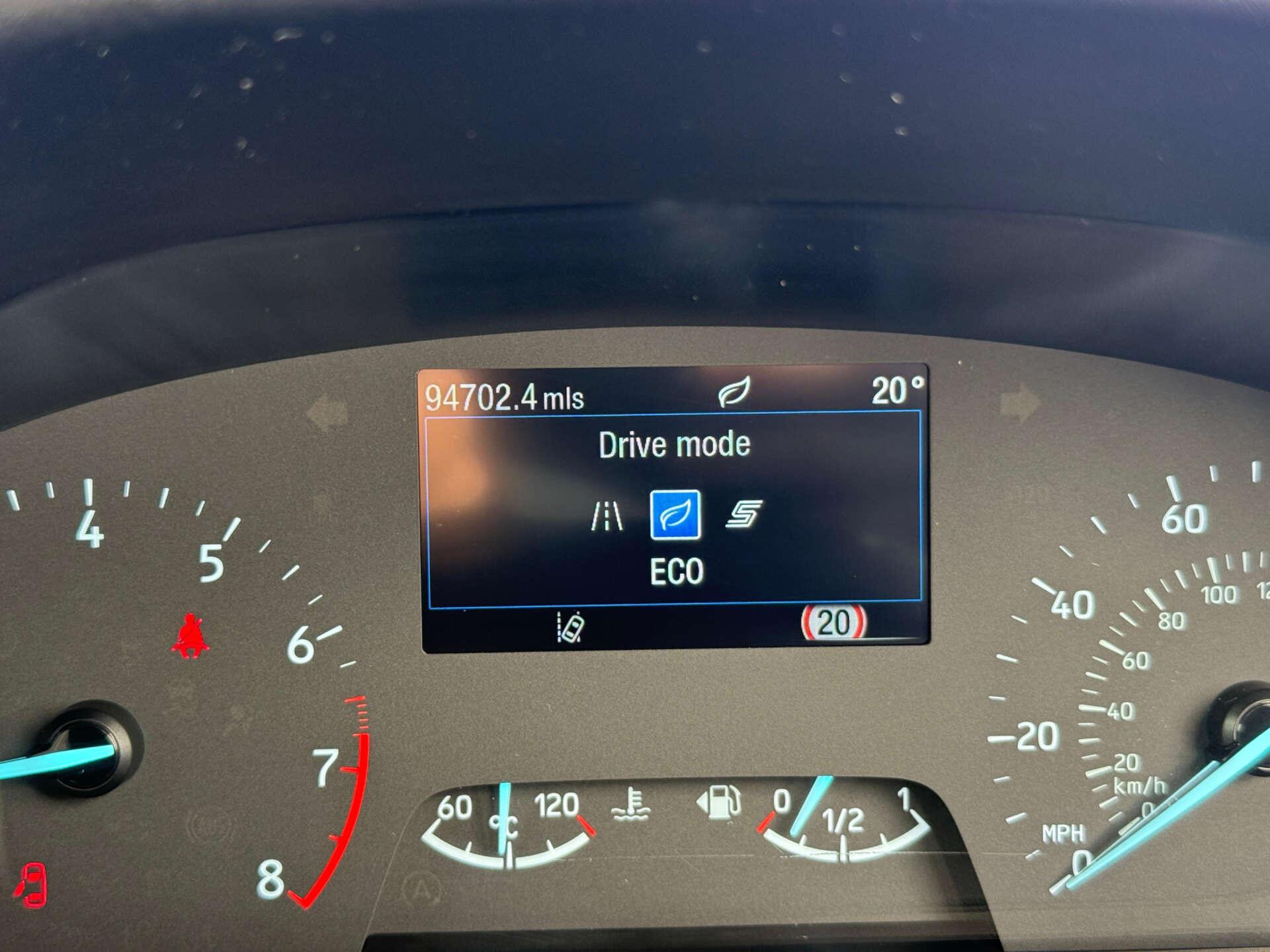Ford Fiesta view 59