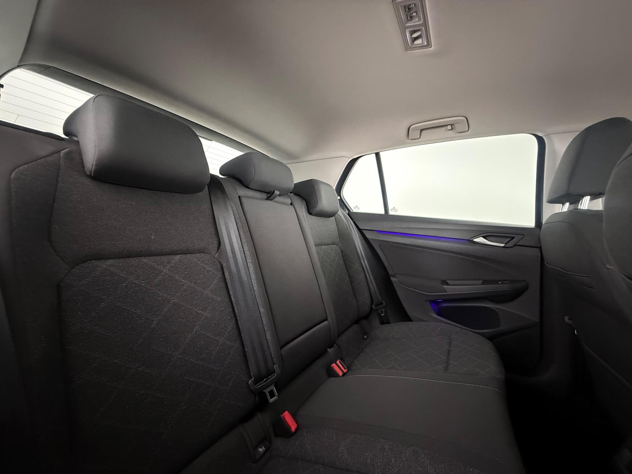 Volkswagen Golf view 32