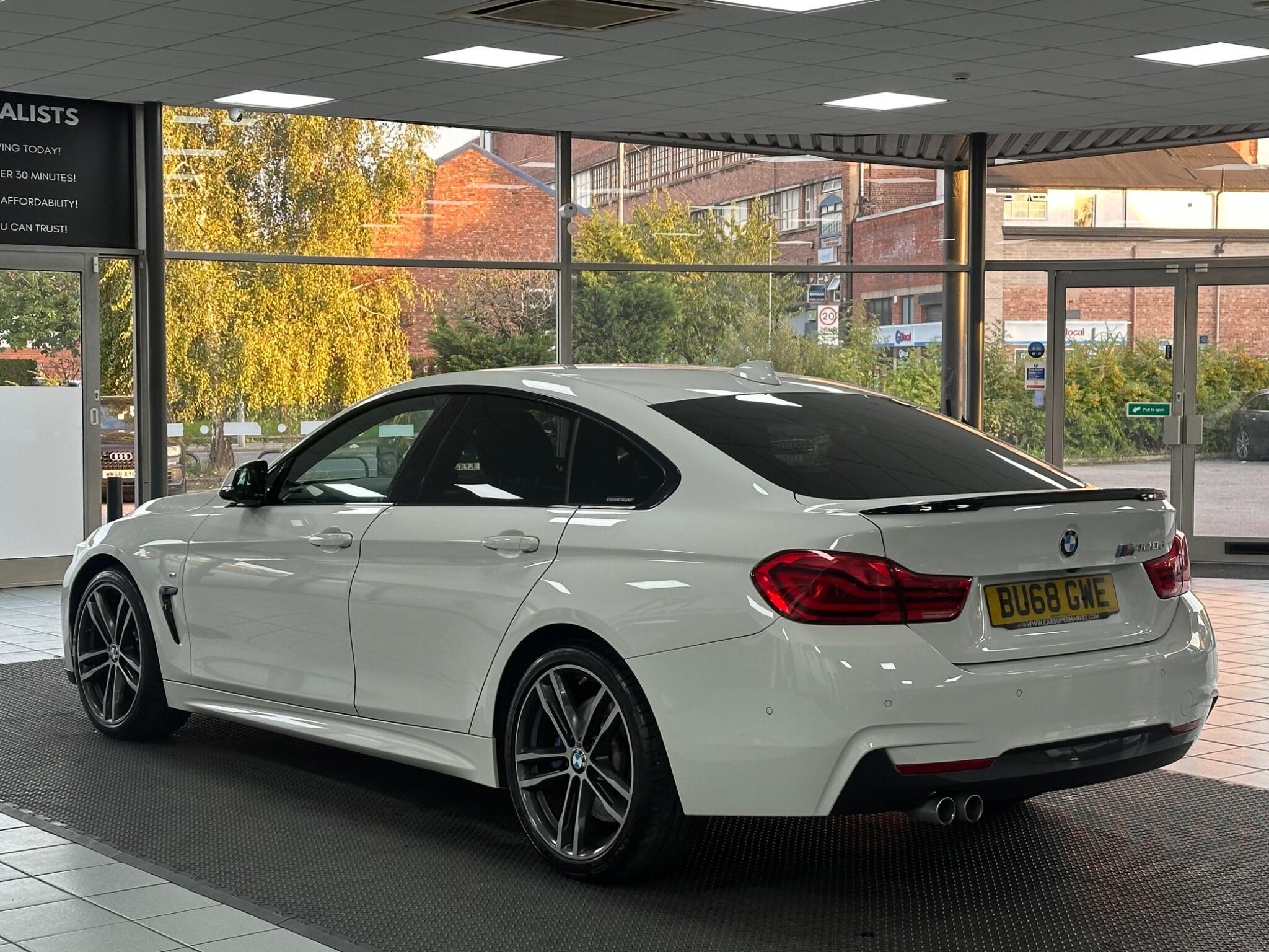 BMW 4 Series view 11