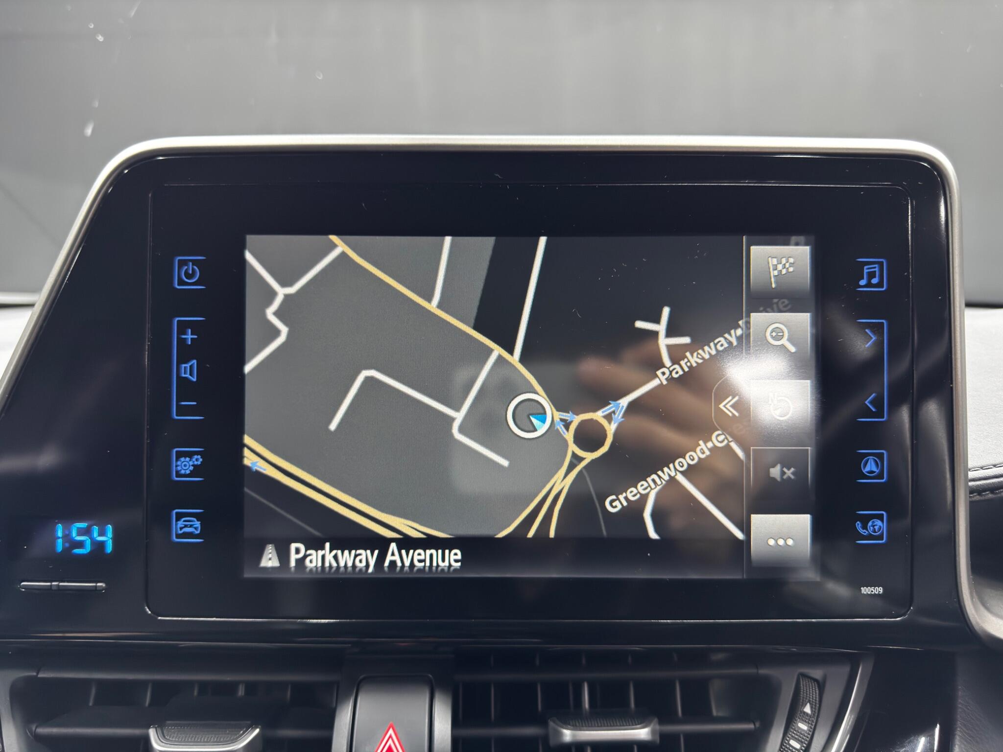 Toyota C-HR view 30