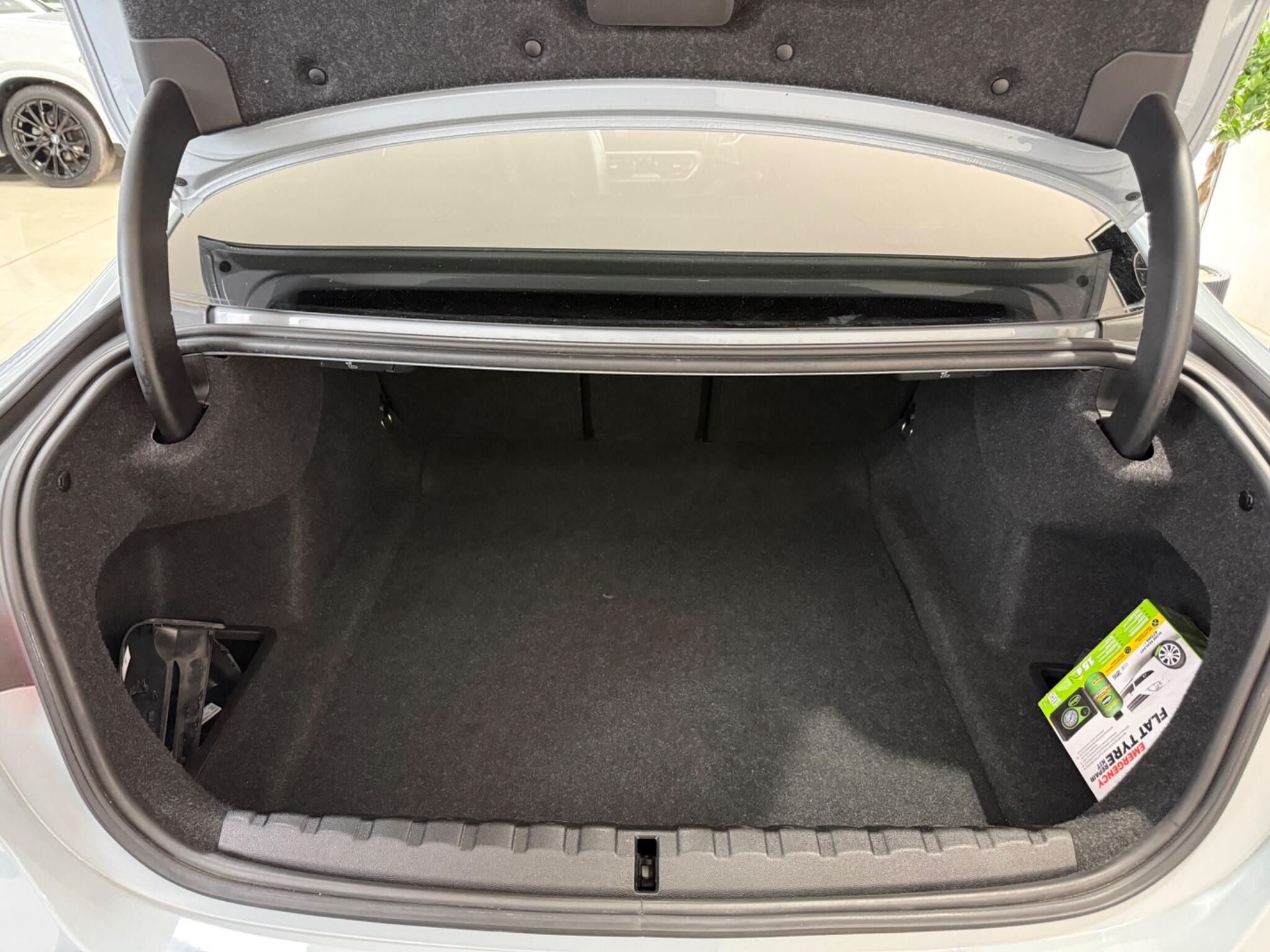 BMW 4 Series view 28