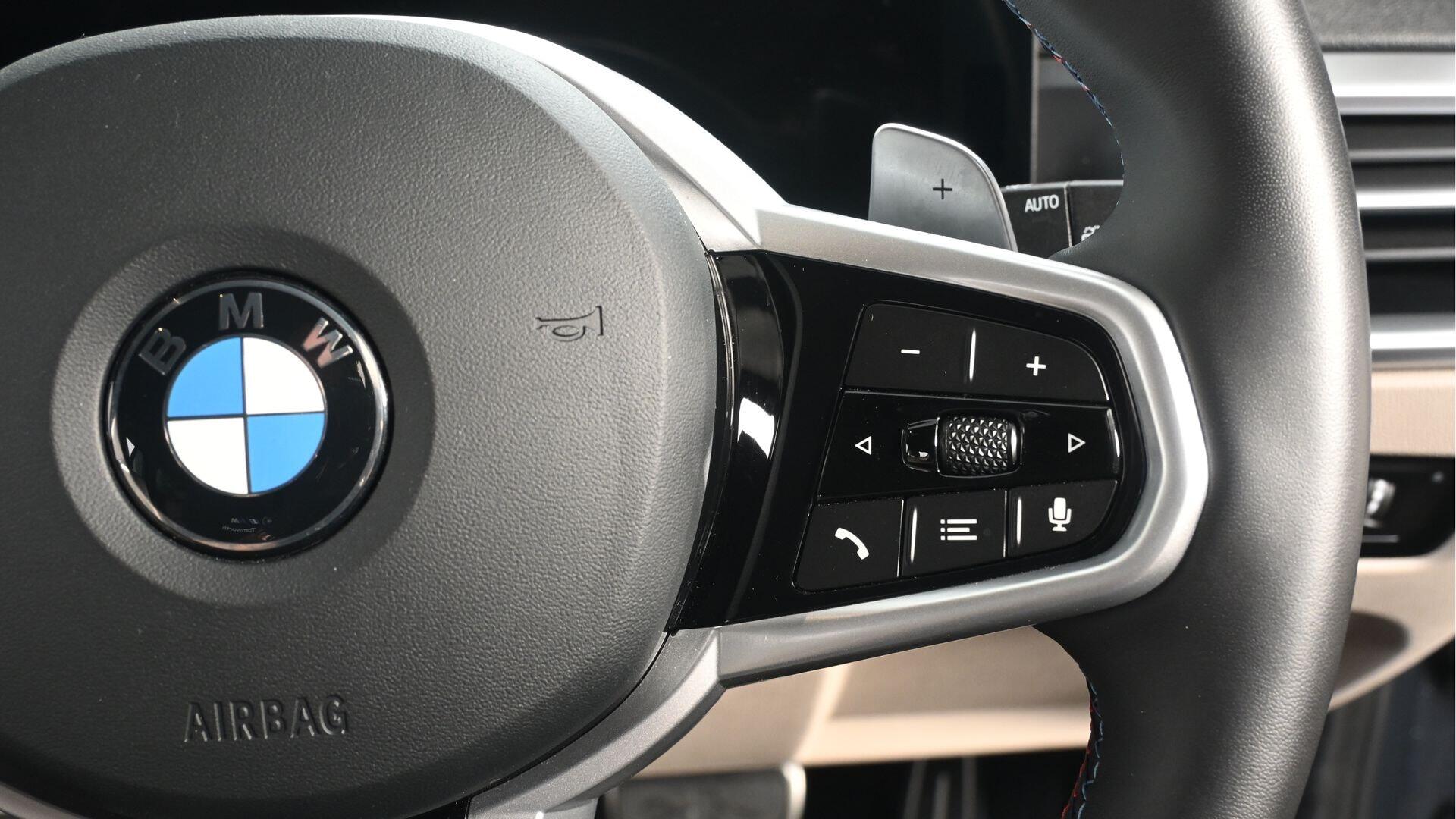 BMW 3 Series view 19