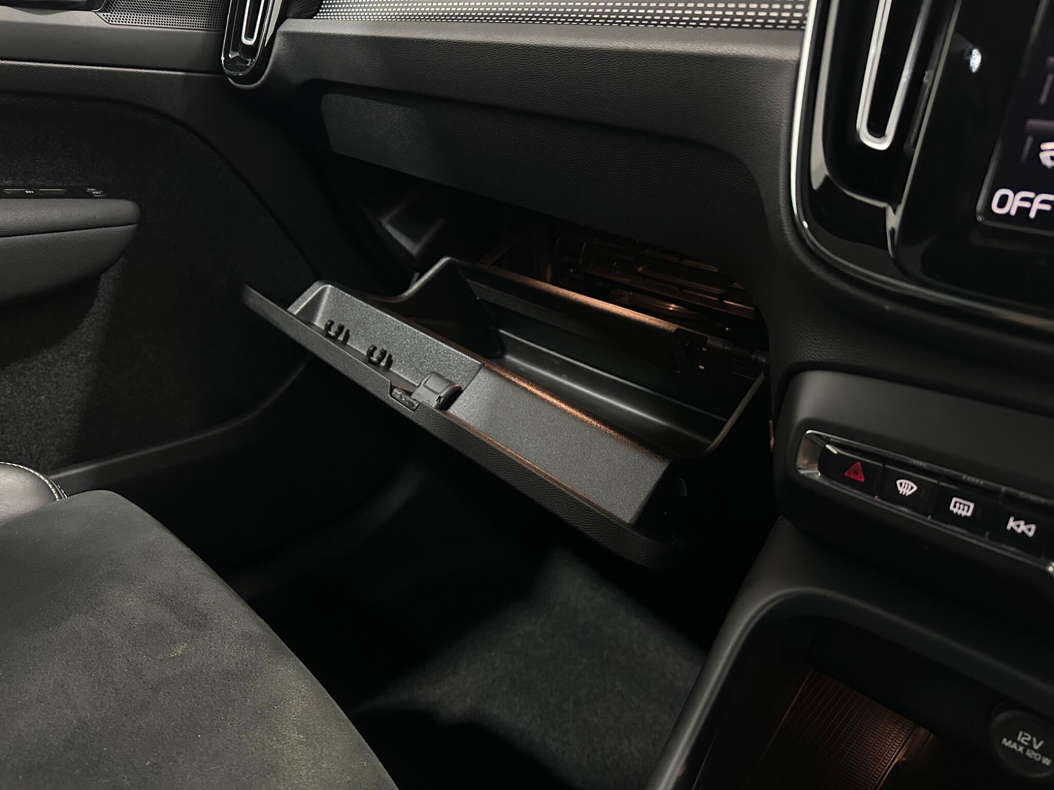 Volvo XC40 view 25
