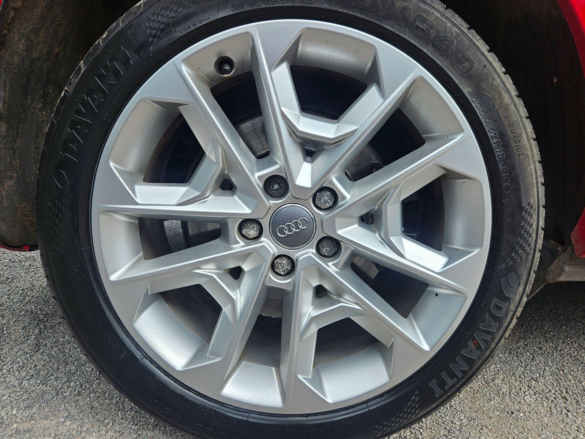 2019 Audi SQ2 image 61