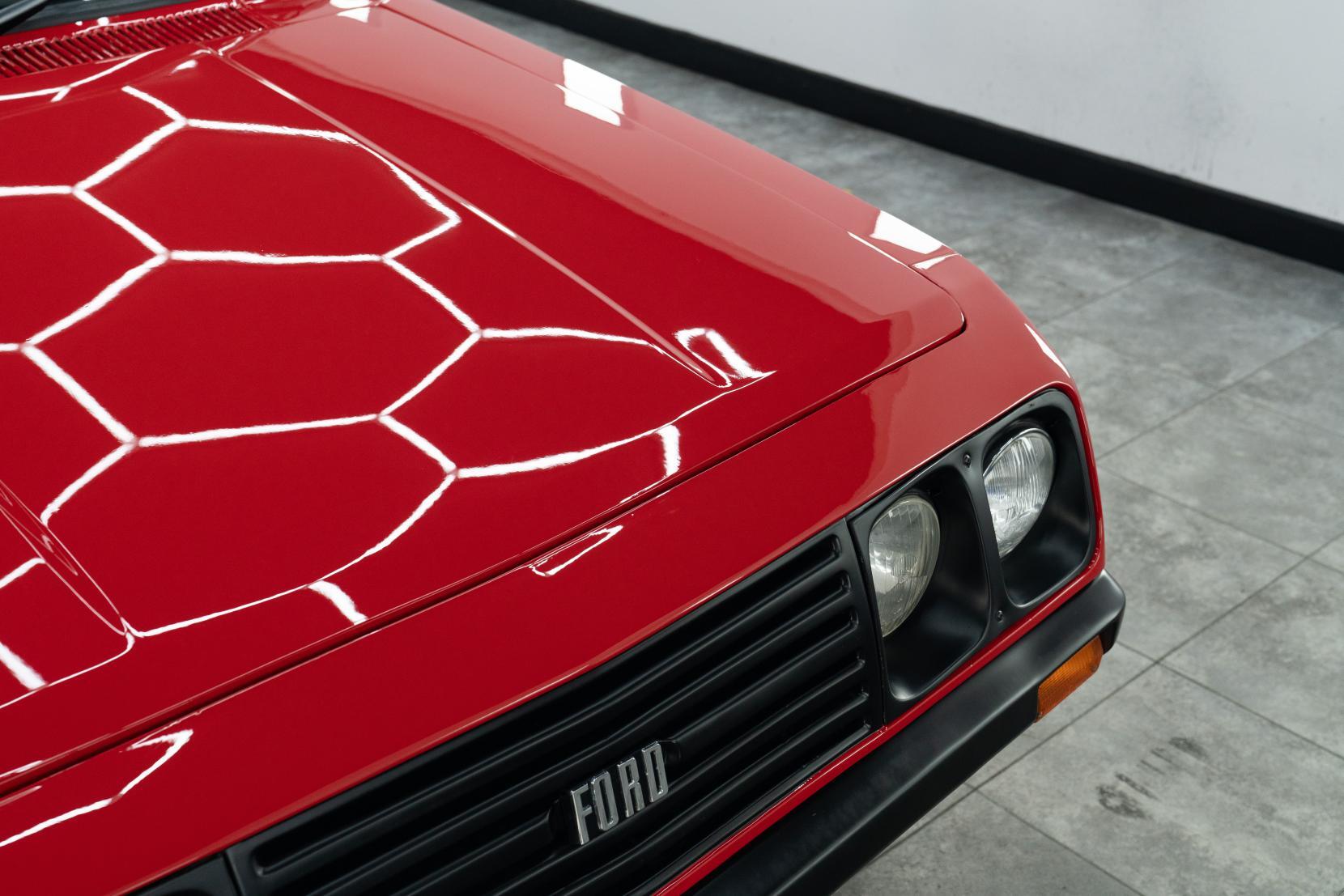 Ford Escort view 28